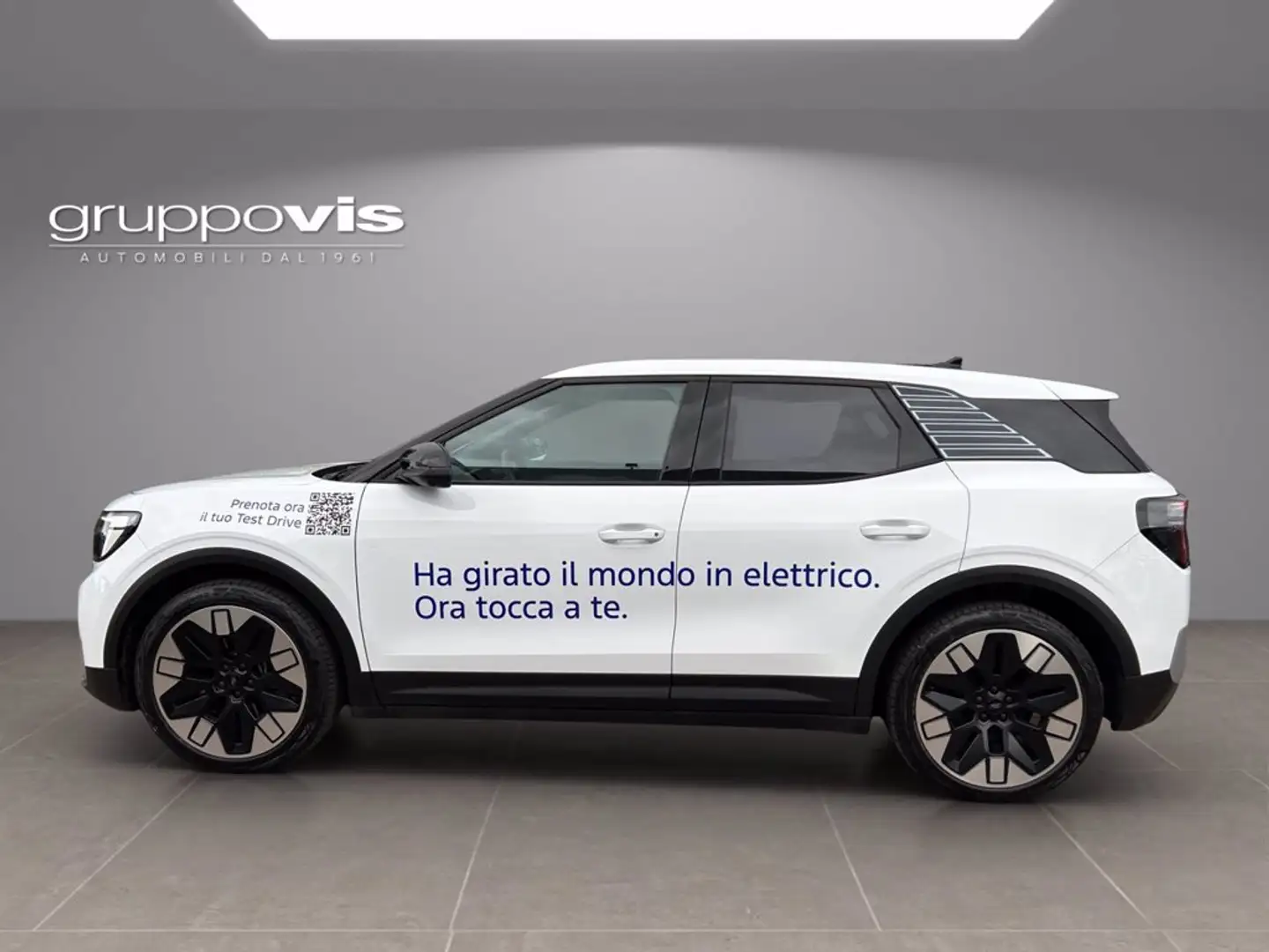 Ford Explorer EV Extended Range Premium rwd Automatica Bianco - 2