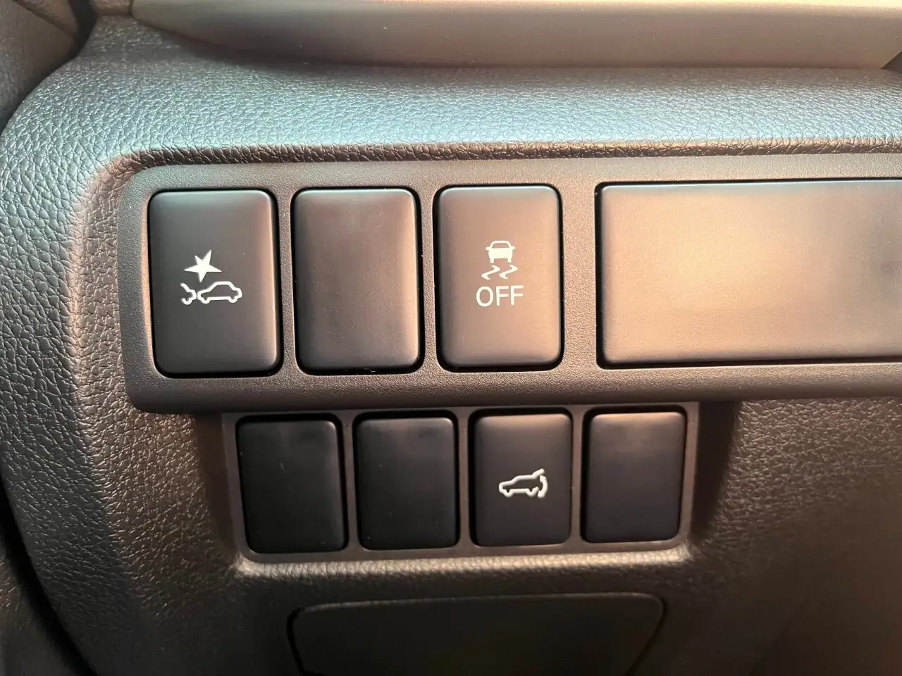 Mitsubishi Eclipse Cross снимка Mitsubishi Eclipse Cross
