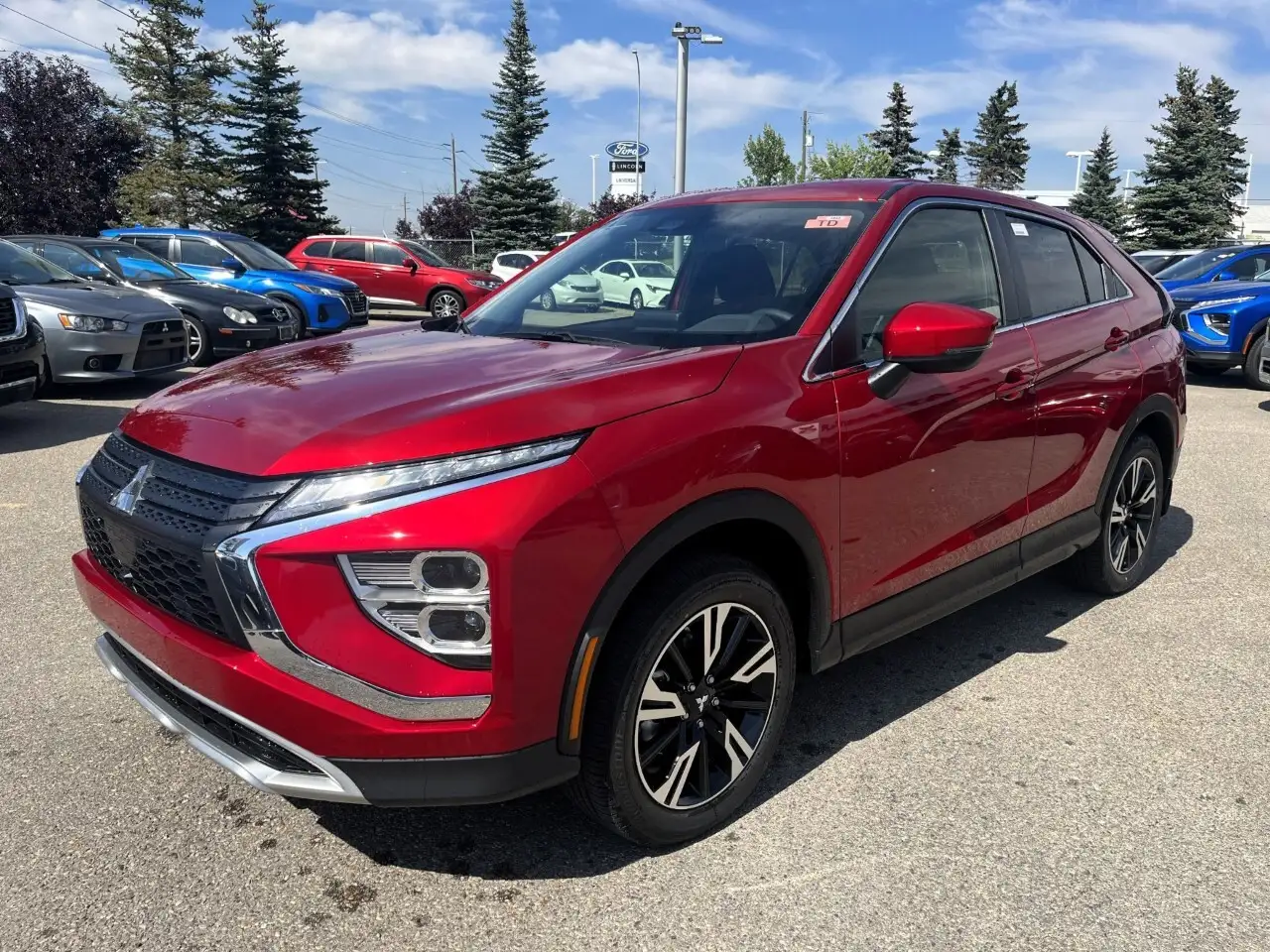 Mitsubishi Eclipse Cross снимка Mitsubishi Eclipse Cross