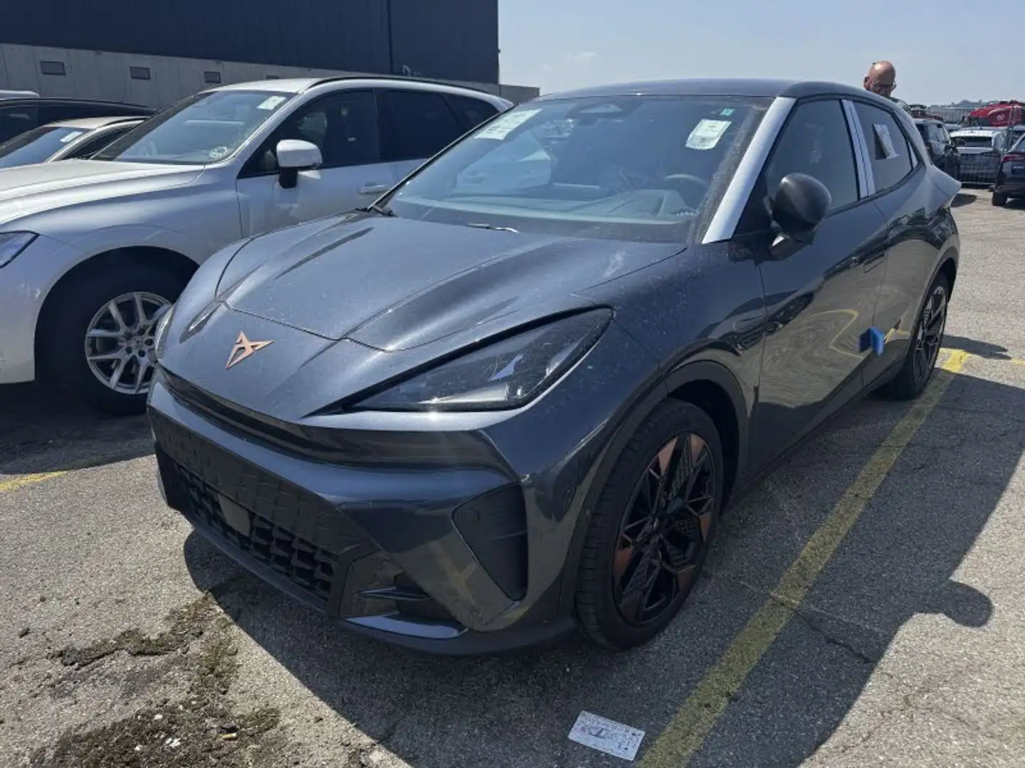 CUPRA Raval ENDURANCE 52/55 155kW/211 PS Grau - 2