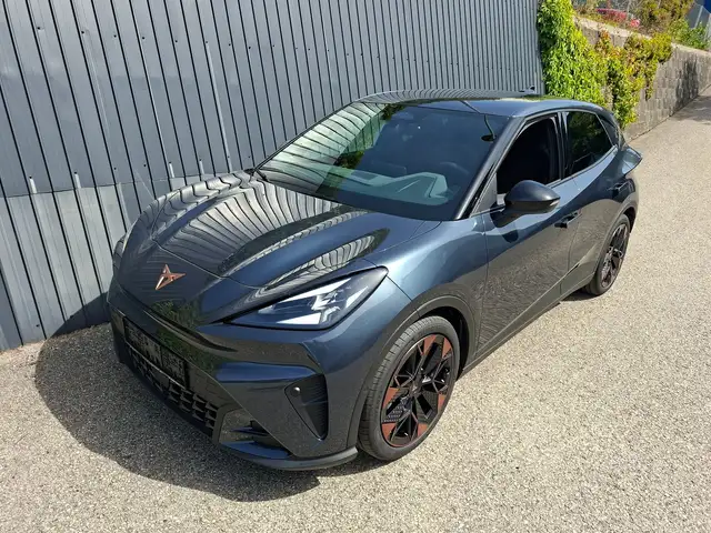 CUPRA Raval