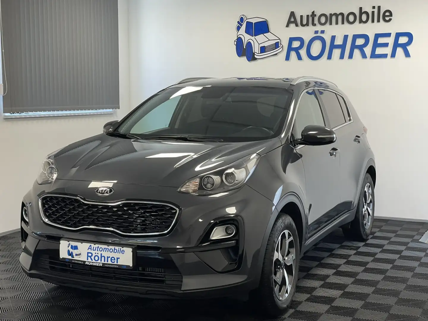 Kia Sportage 1.6 CRDI 2WD Navi Kamera 2.Hand Grau - 1