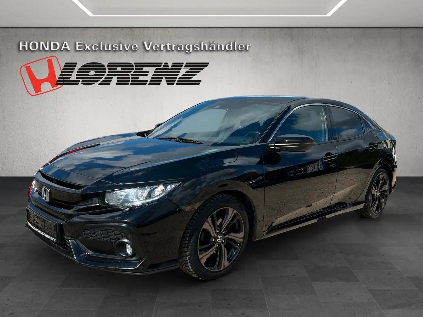 Honda Civic 5-trg. 1.0 Elegance AUTOMATIK Schwarz - 1