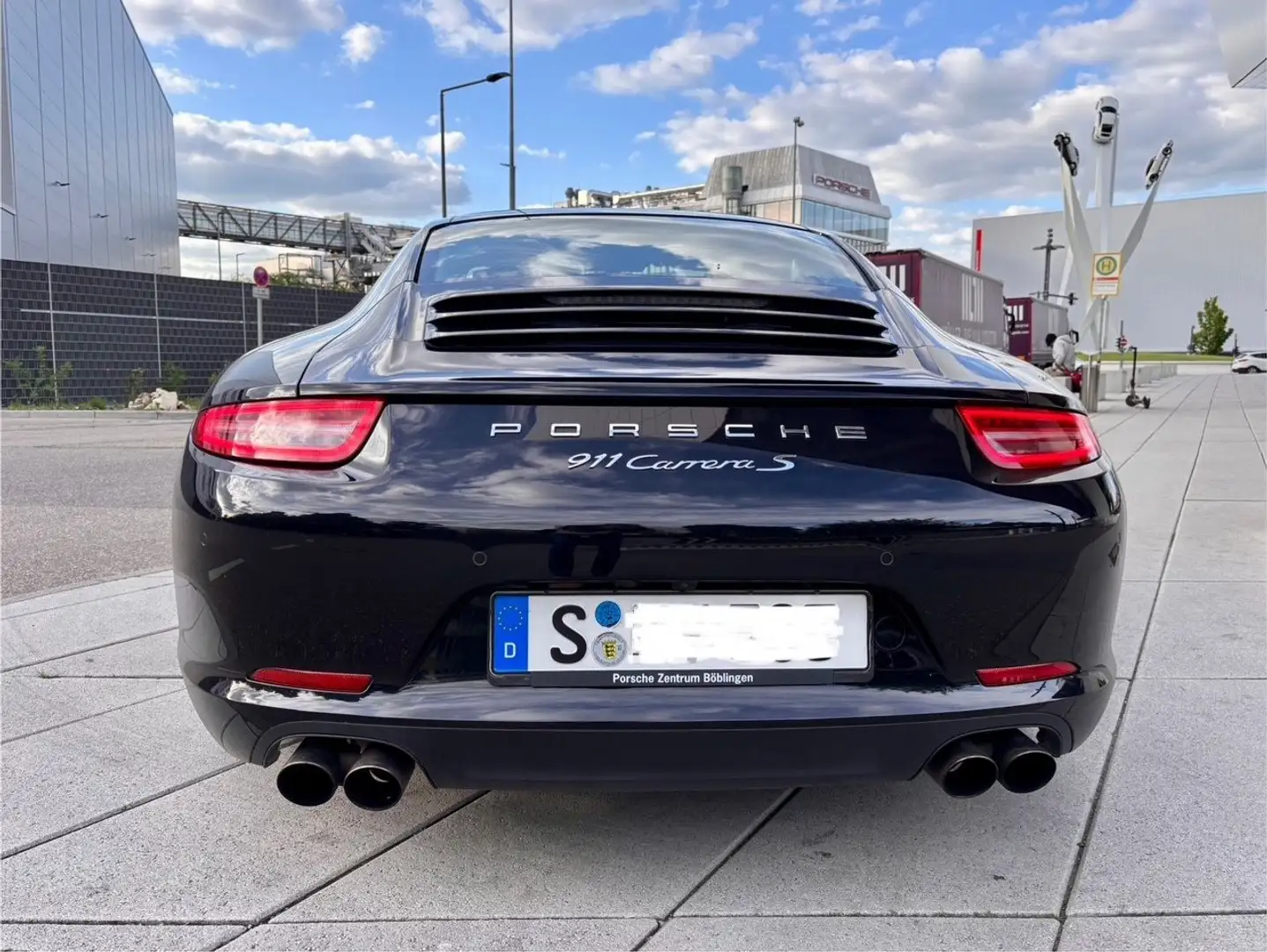 Porsche 991 911 Carrera S, Approved bis 01/2027, 3,8 Liter Černá - 2