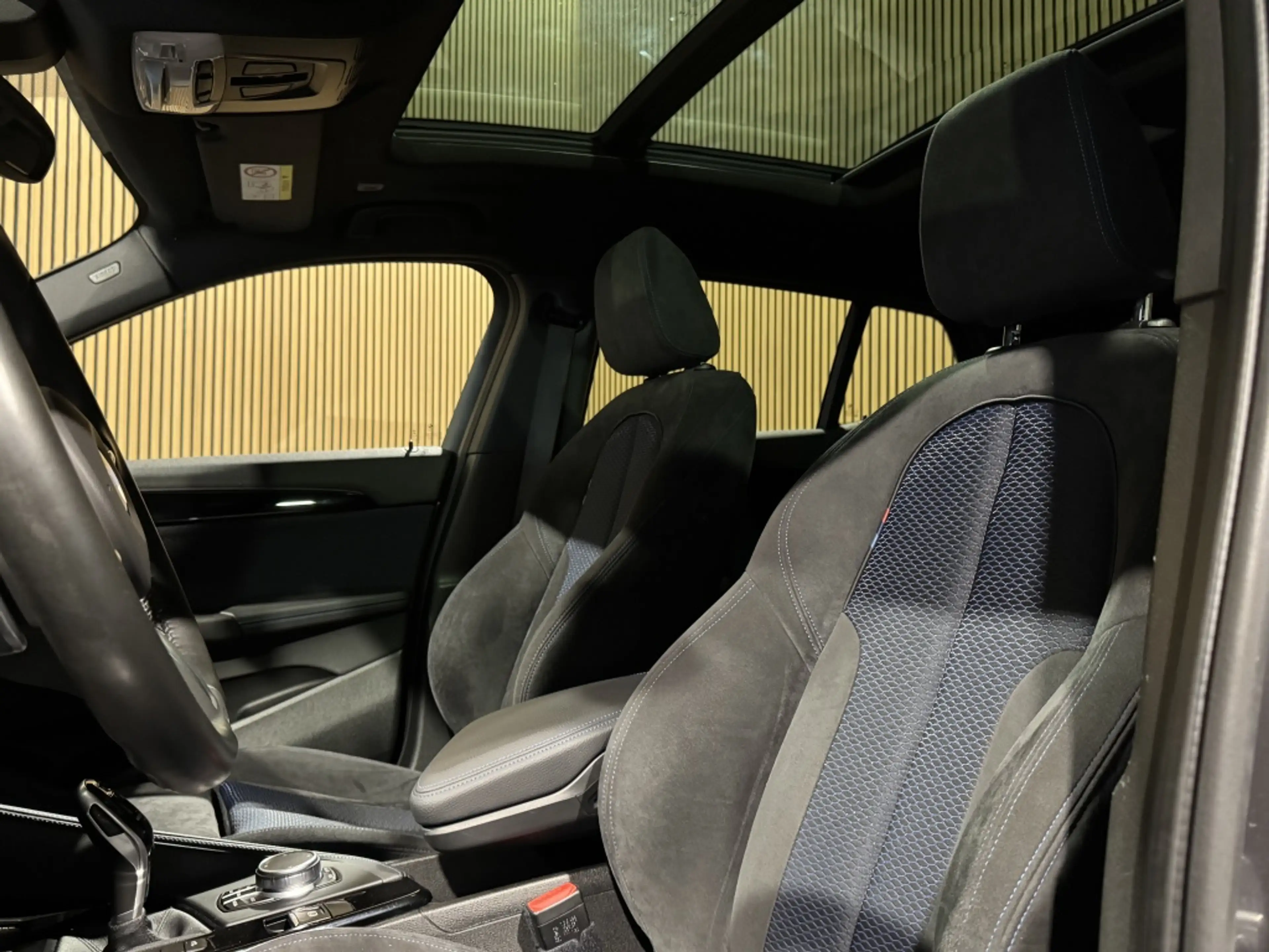 BMW X2 M35i High Executive | Pano | Alcantara bekleding | — photo 10