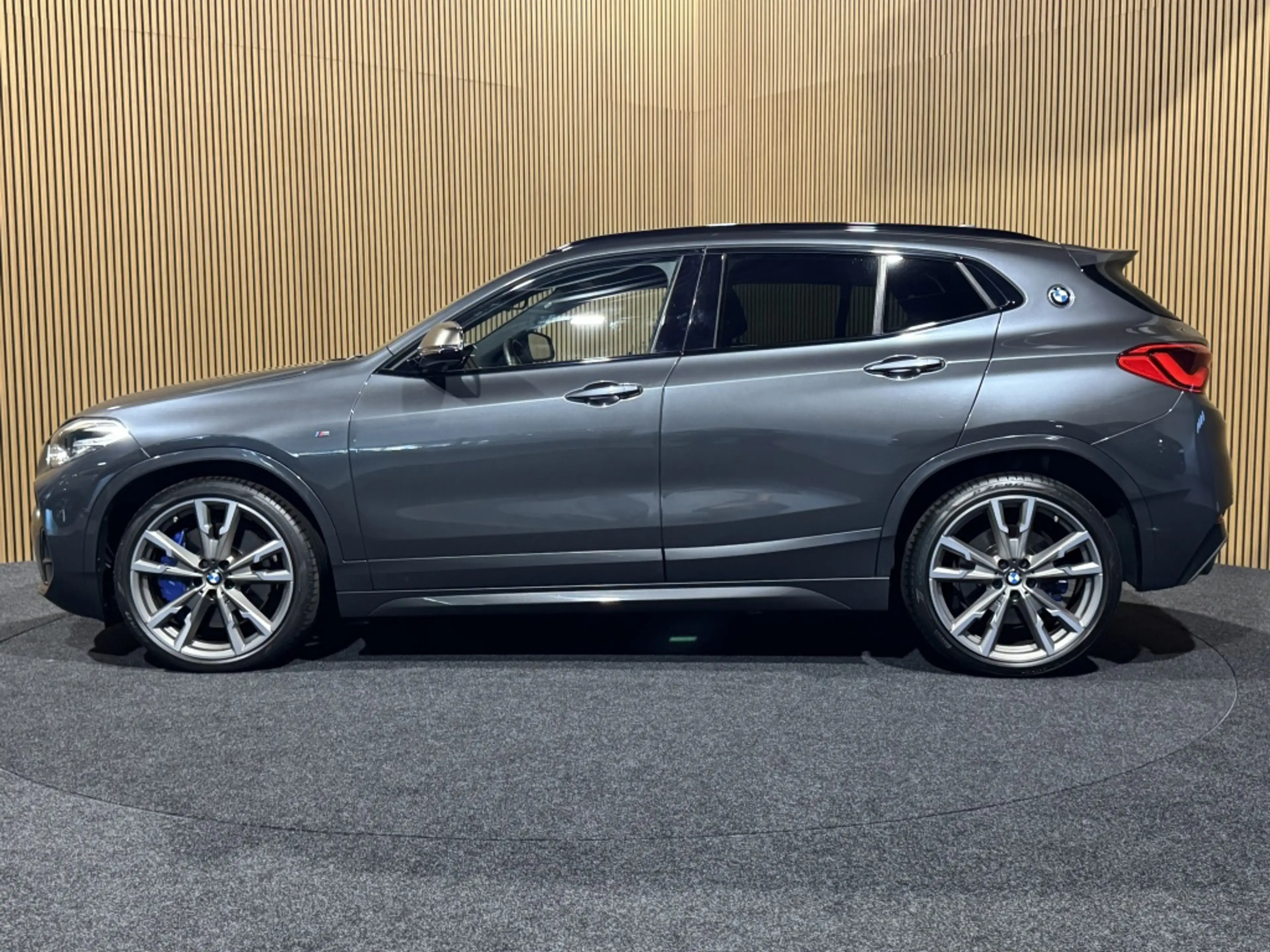 BMW X2 M35i High Executive | Pano | Alcantara bekleding | — photo 2