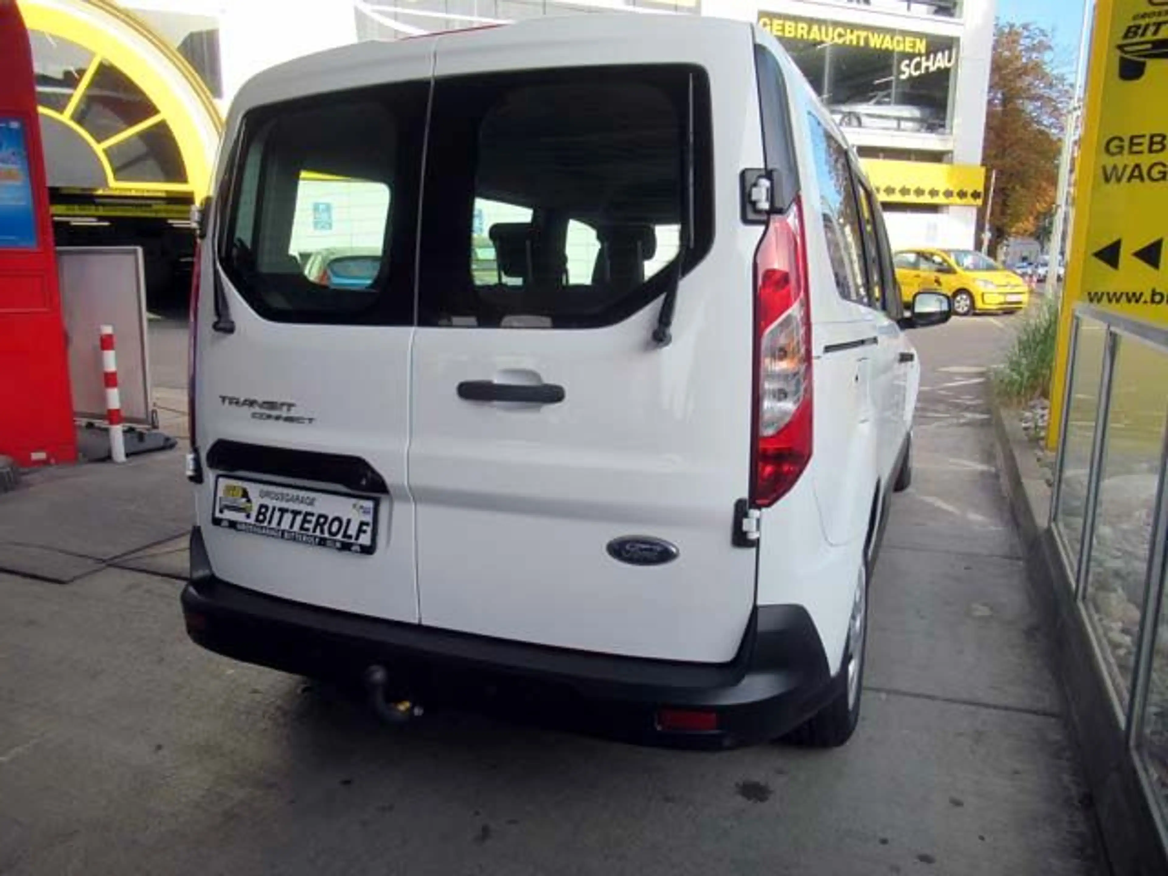 Ford Transit Connect L2 D 5Sitzer T Navi/AHK/Klima/RF — photo 11
