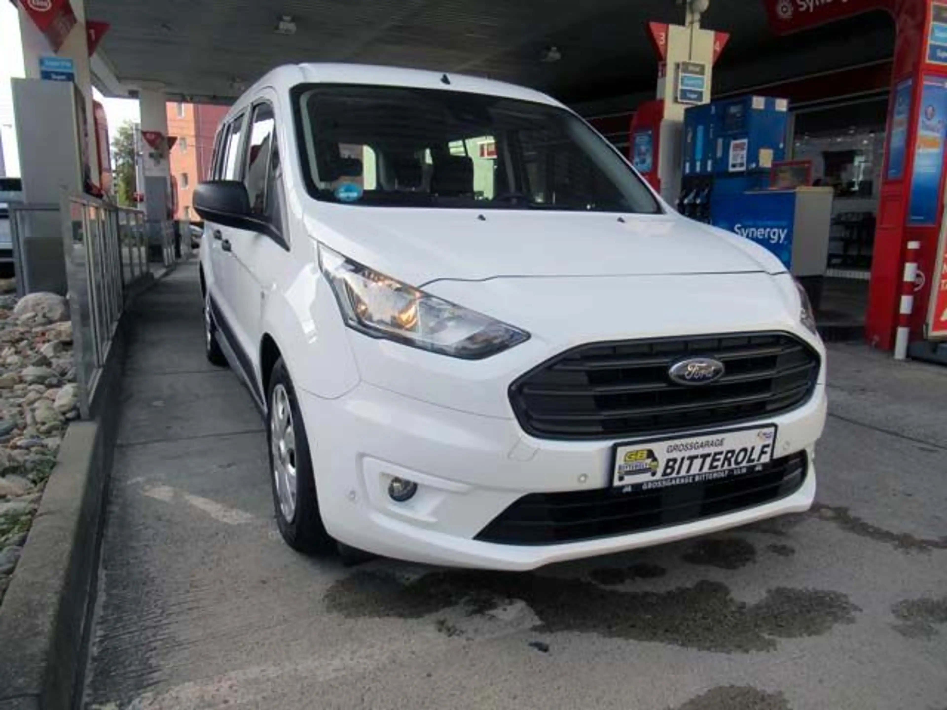 Ford Transit Connect L2 D 5Sitzer T Navi/AHK/Klima/RF — photo 10