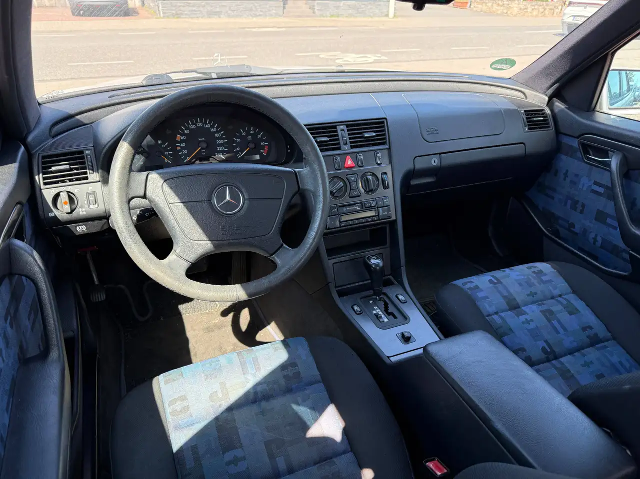Mercedes-Benz C 220 C-Klasse Esprit *RENTNER*AUTOMATIK*118.000 KM*HU:08-27*, foto 7