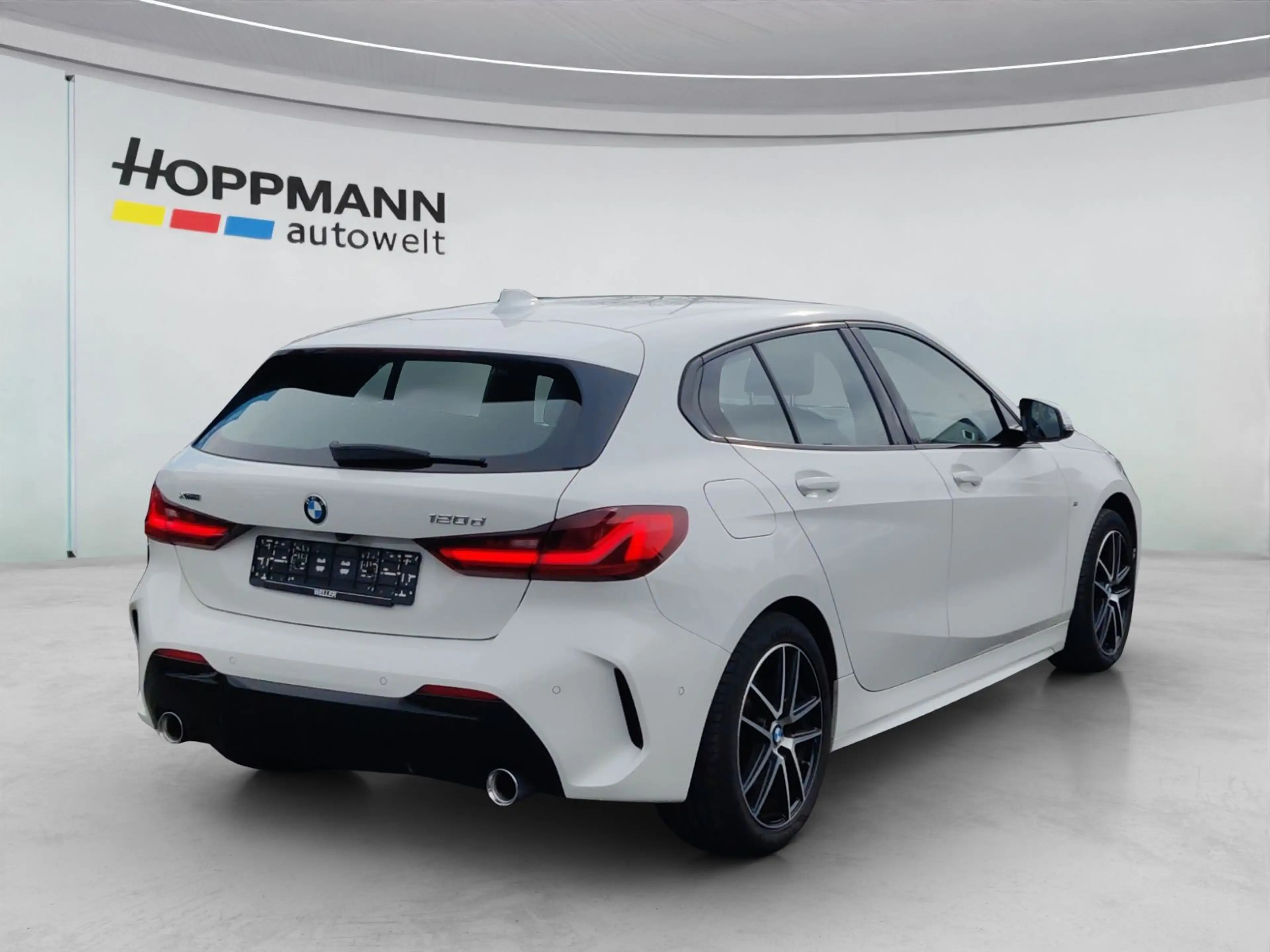 BMW 120 d nza 120 d xDrive M Sport AHK LED M-Technic — photo 4