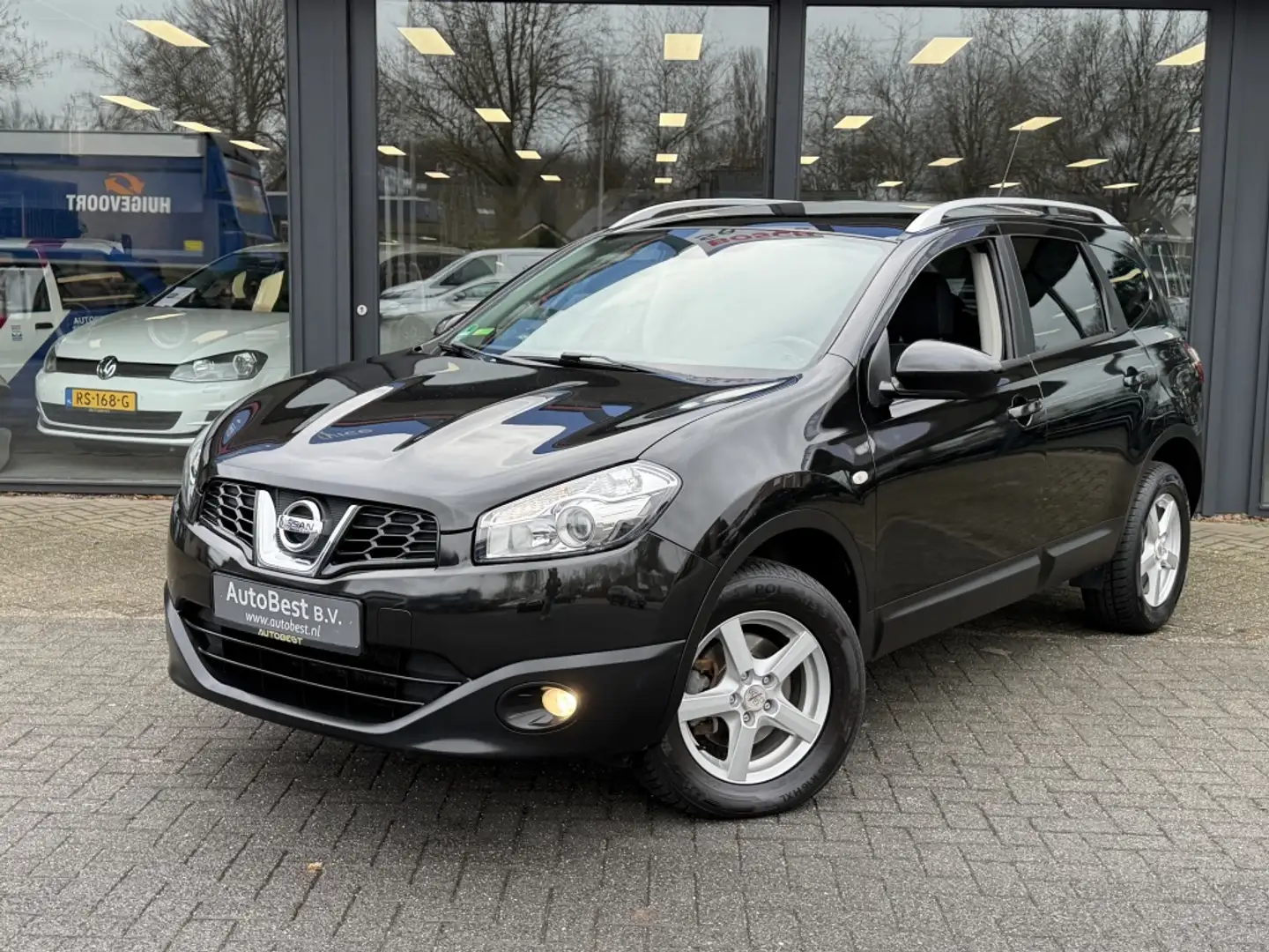 Nissan Qashqai+2 Acenta 7-Persoons Clima Panorama Schwarz - 1