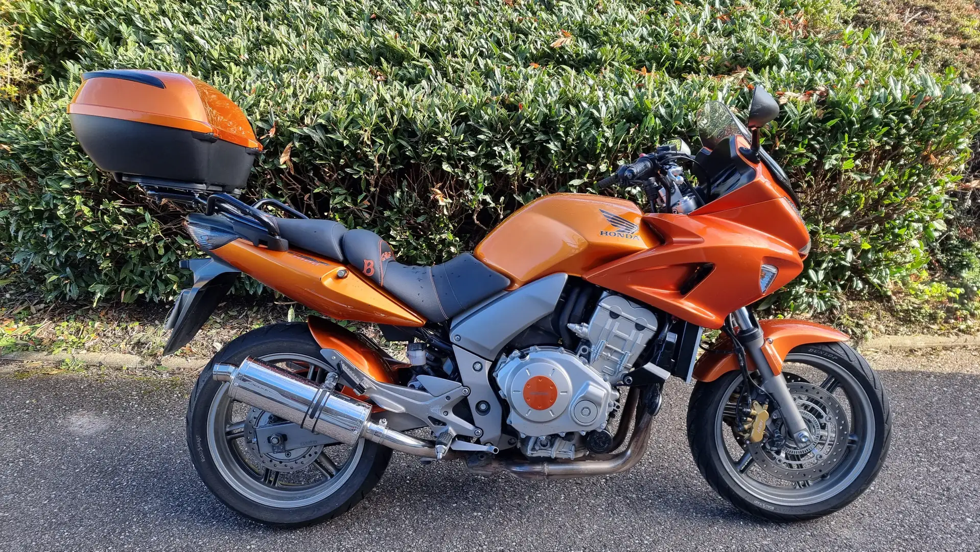 Honda CBF 1000 Oranje - 2