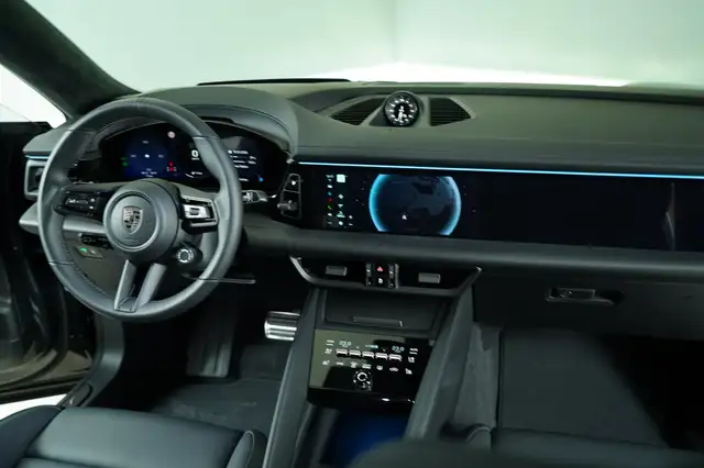 Porsche Macan Turbo Ansicht 25