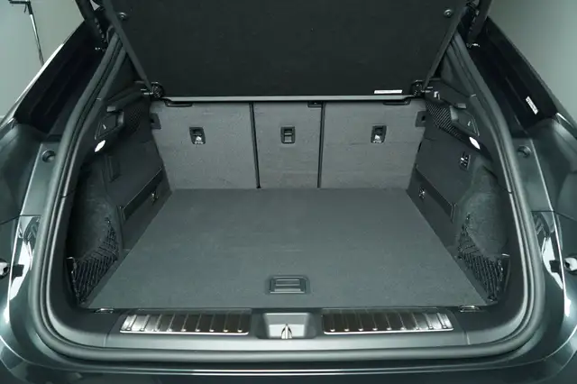 Porsche Macan Turbo Ansicht 12