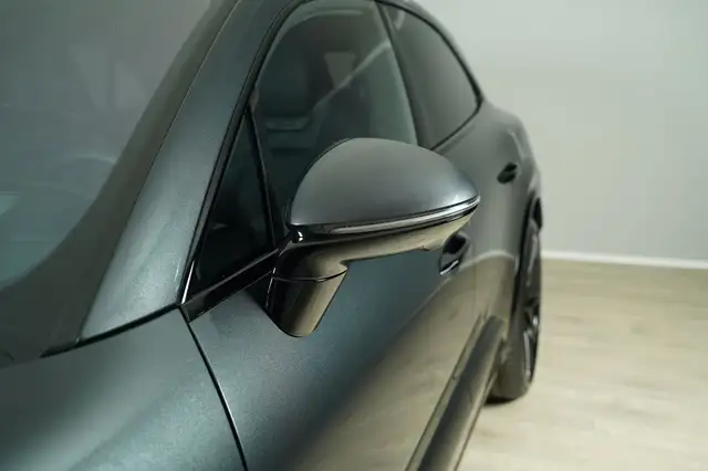 Porsche Macan Turbo Ansicht 10