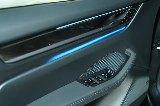 Porsche Macan Turbo Ansicht 21