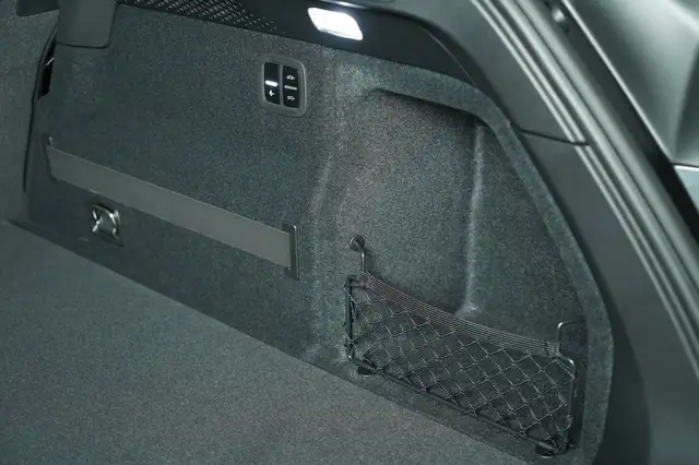 Porsche Macan Turbo Ansicht 13