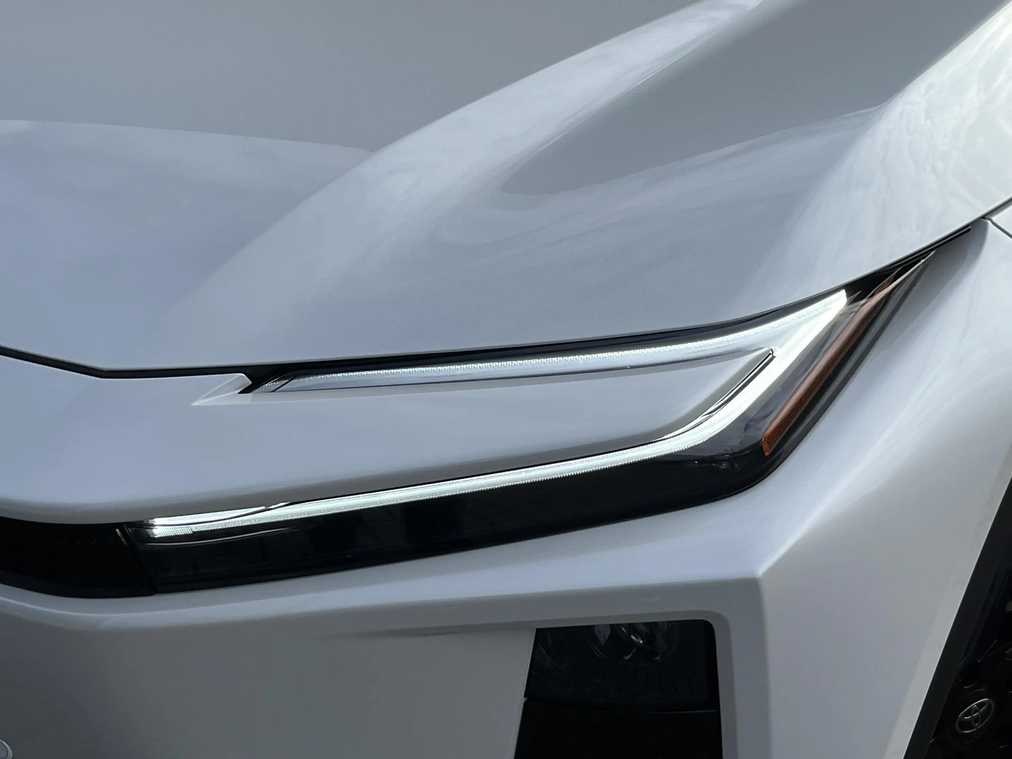 Toyota C-HR+ First Edition 77 kWh | Matrix-LED | Elektr. klep | — photo 3