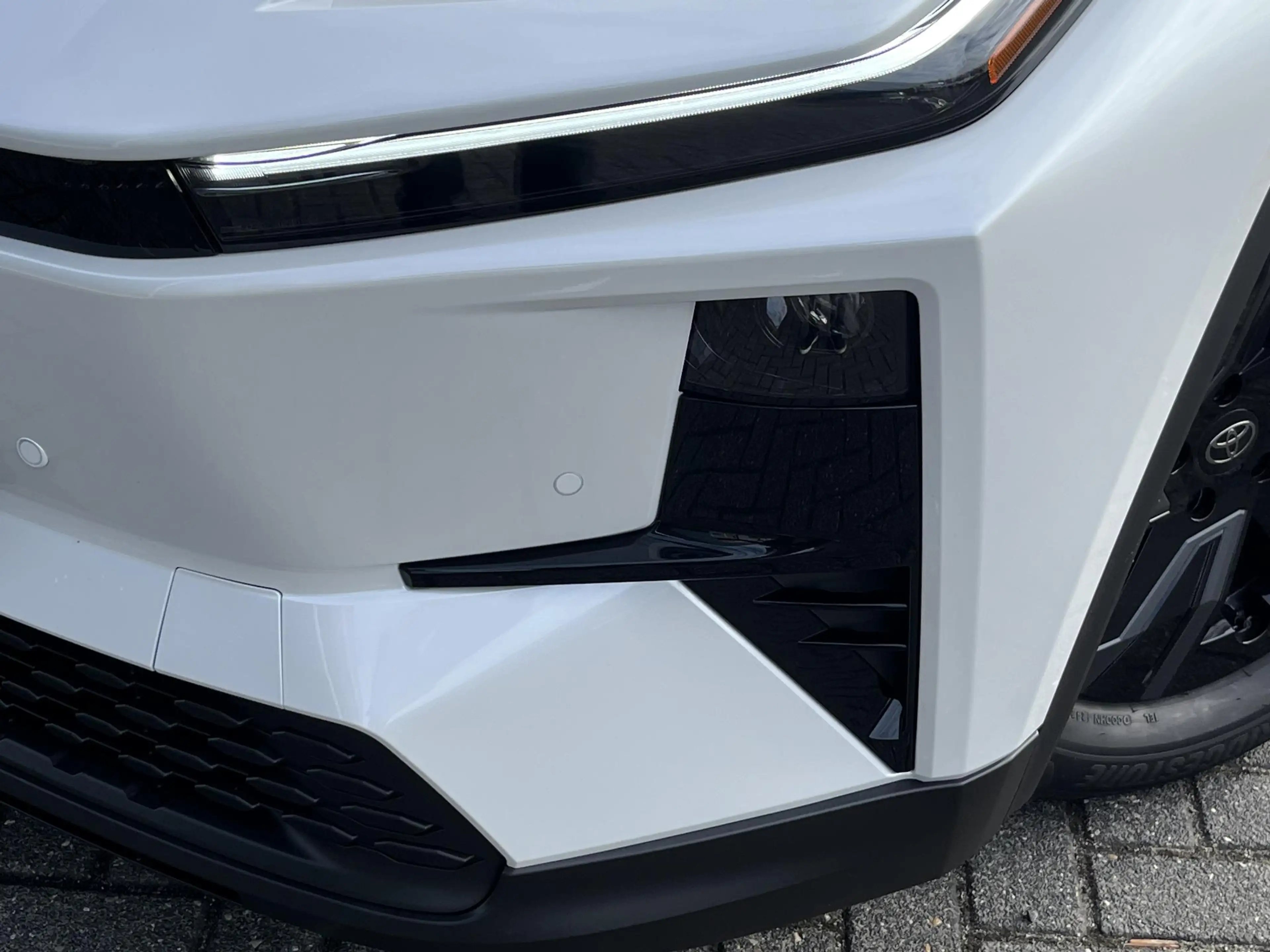 Toyota C-HR+ First Edition 77 kWh | Matrix-LED | Elektr. klep | — photo 4