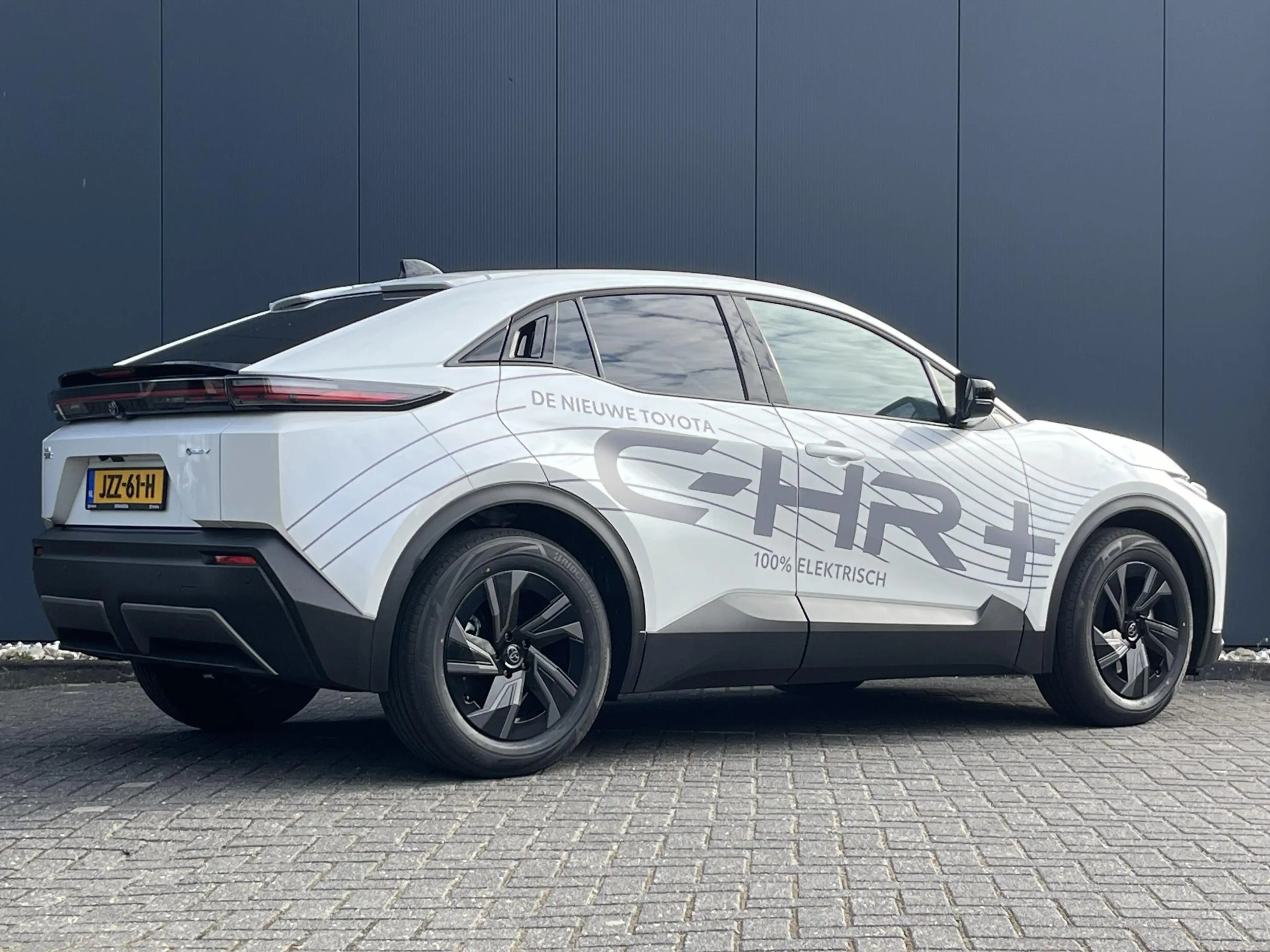 Toyota C-HR+ First Edition 77 kWh | Matrix-LED | Elektr. klep | — photo 8