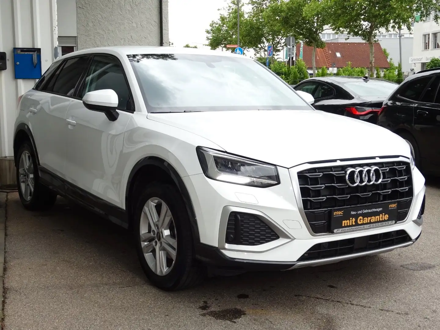 Audi Q2 30 2.0 TDI S line LED 17" Alu Apple CP PDC Weiß - 1