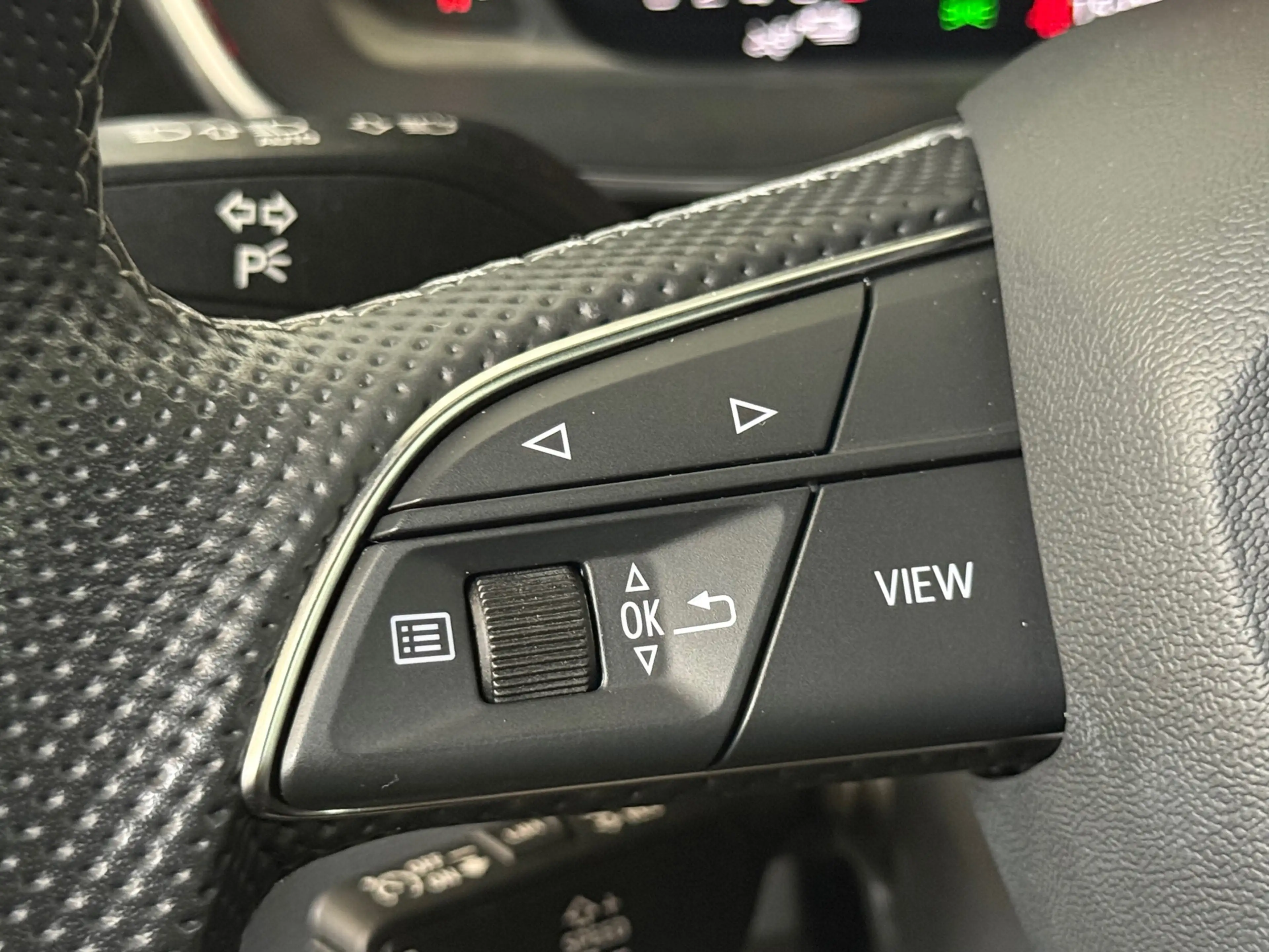 Audi Q3 Sportback 45 TFSI e 3 x S-line Pano Keyless Camera — photo 12