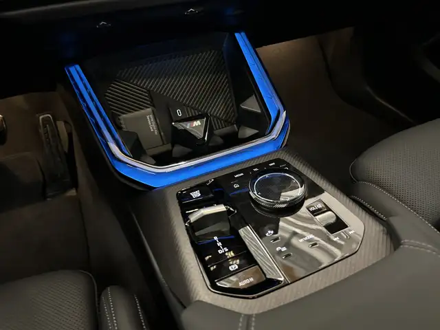 BMW X3 view 13
