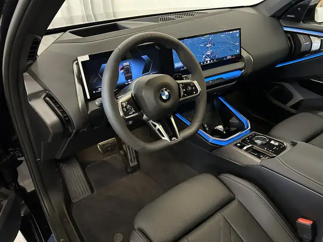 BMW X3 view 8