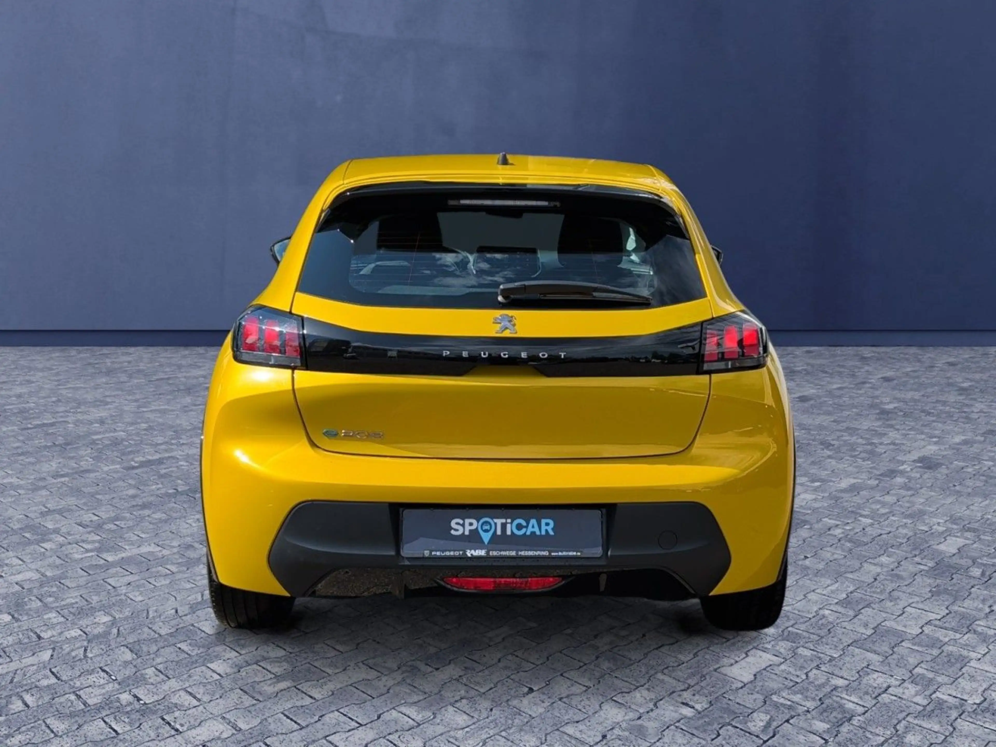 Peugeot 208 -e Active 136 Klimaautomatik+Tempomat+DAB — photo 5
