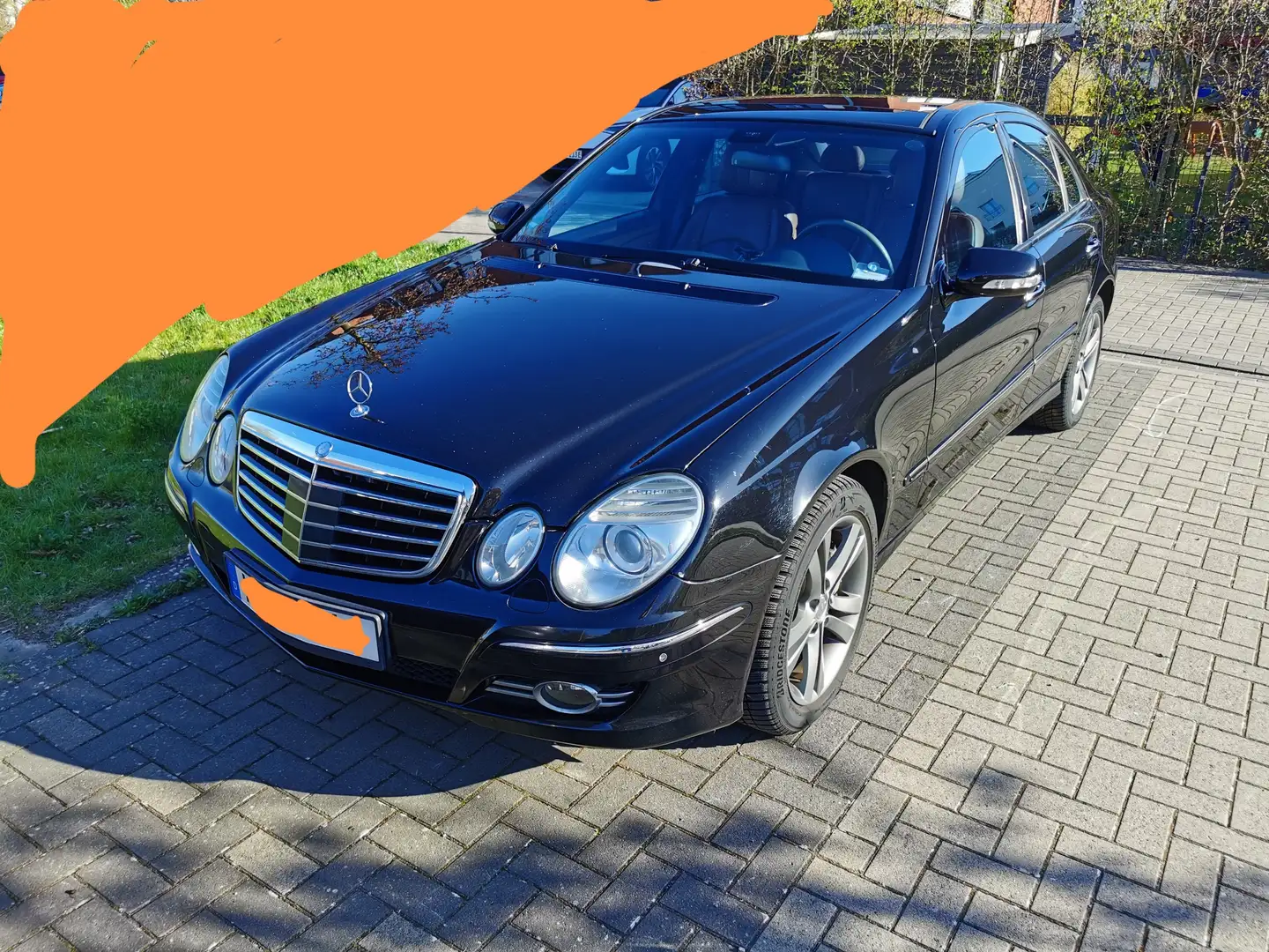 Mercedes-Benz E 500 E-Klasse 7G-TRONIC Avantgarde Černá - 1