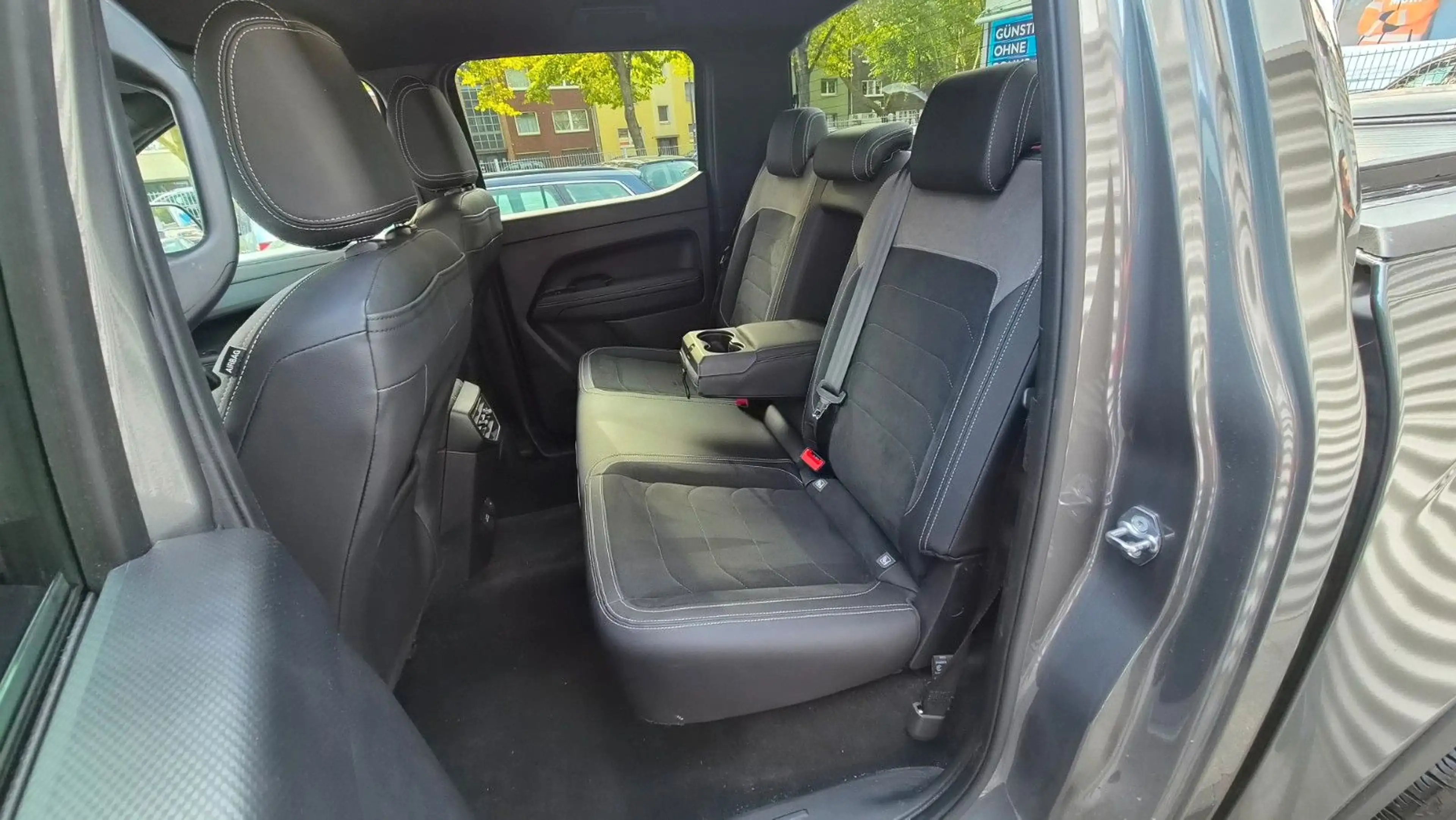 Volkswagen Amarok 3.0 TDI Style Doppelkabine 4Motion — photo 11