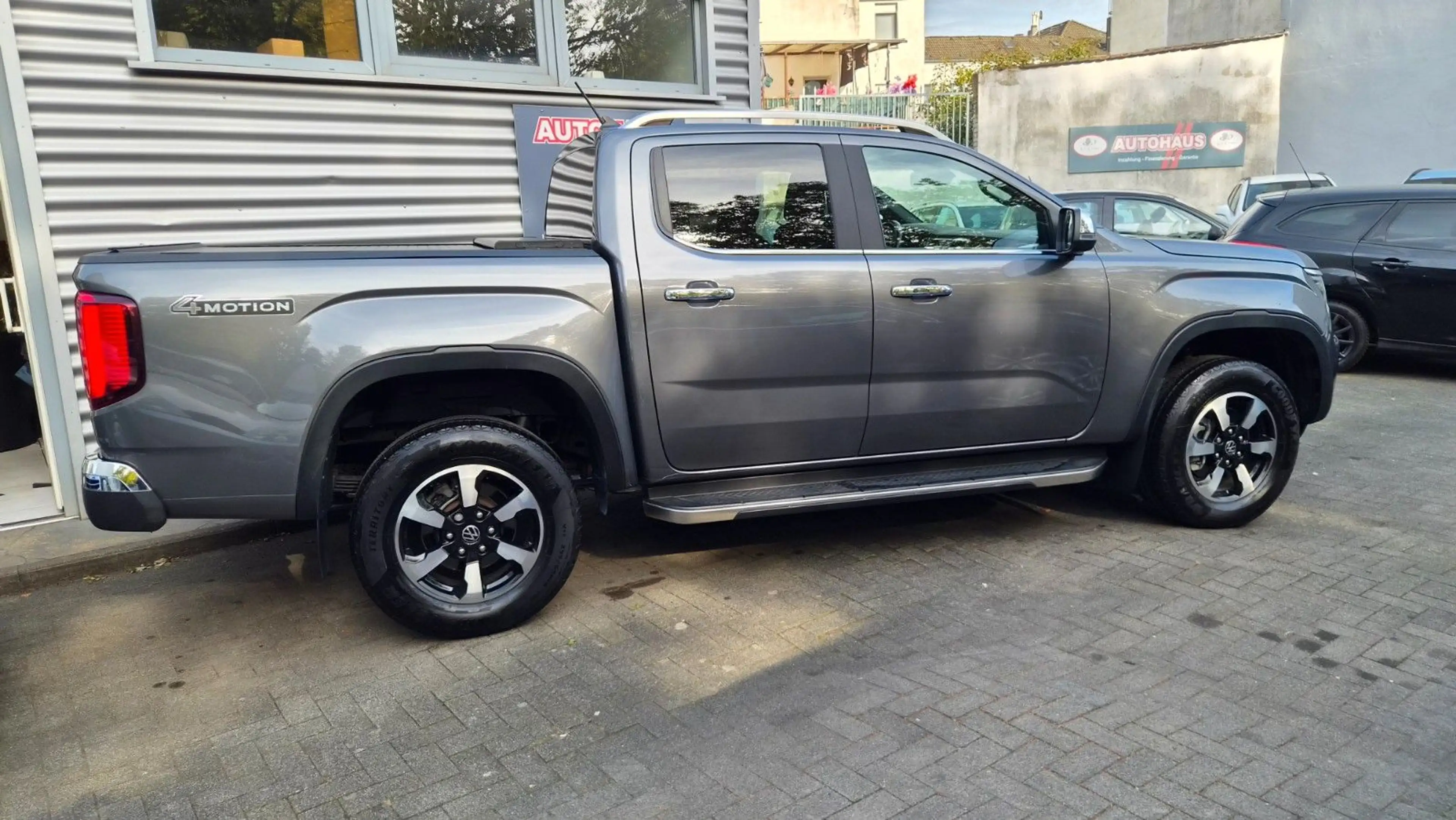 Volkswagen Amarok 3.0 TDI Style Doppelkabine 4Motion — photo 2