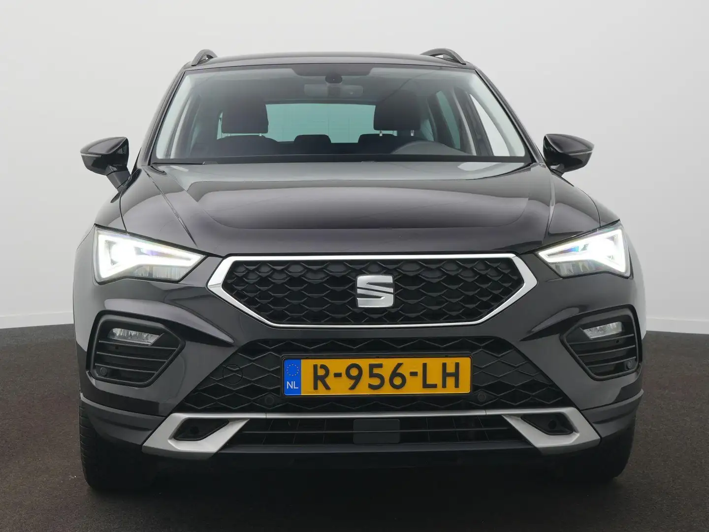 SEAT Ateca 1.5 TSI Style Business Intense l Automaat l Achter Zwart - 2