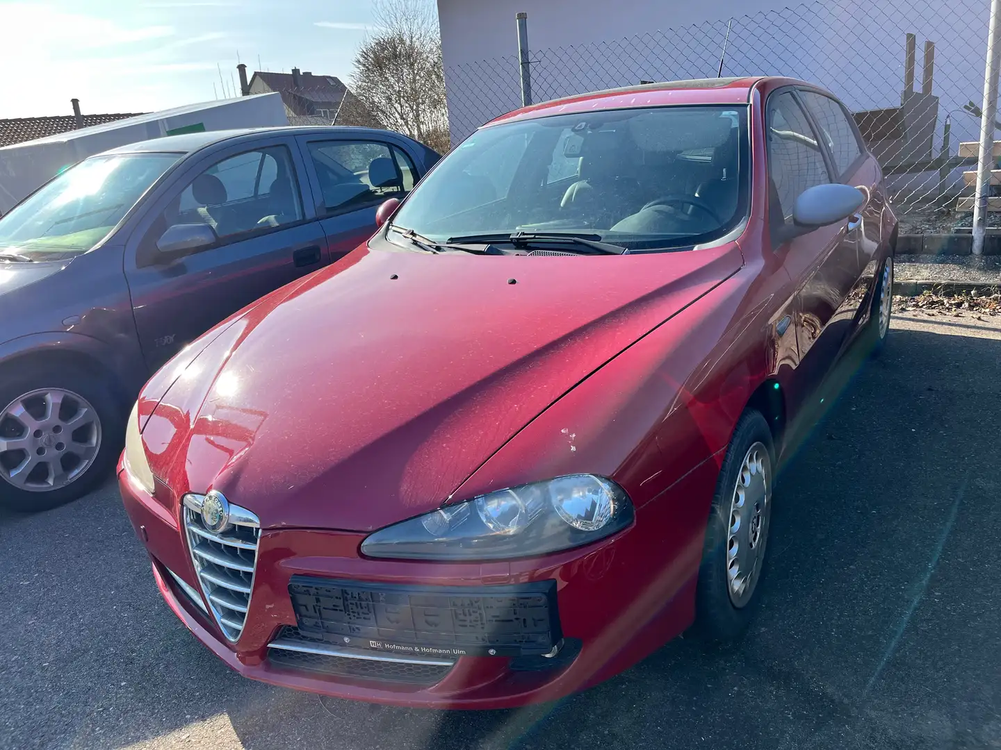 Alfa Romeo 147 147 2.0 Twin Spark Selespeed Distinctive Rojo - 2