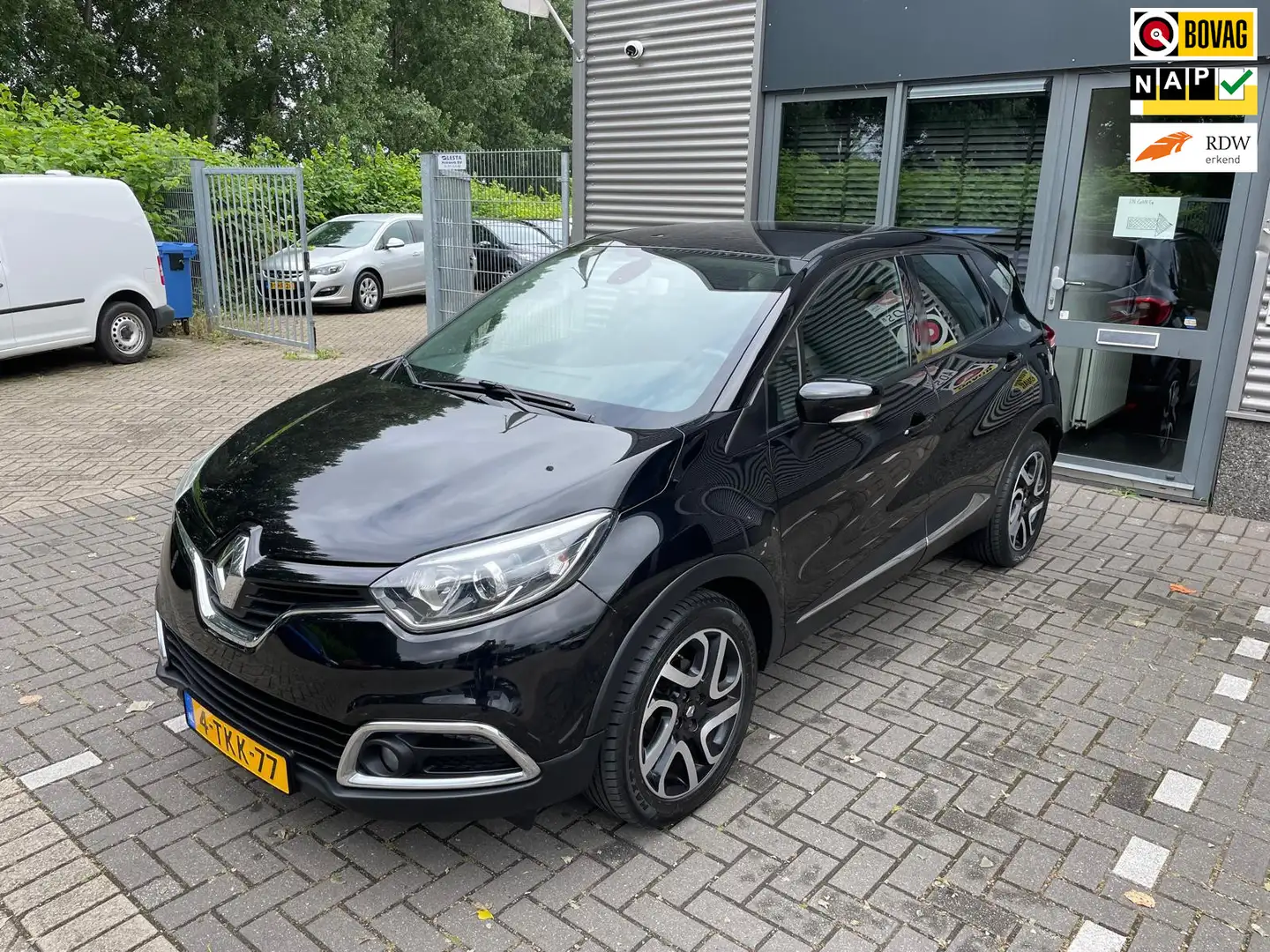 Renault Captur 0.9 TCe Dynamique Noir - 1