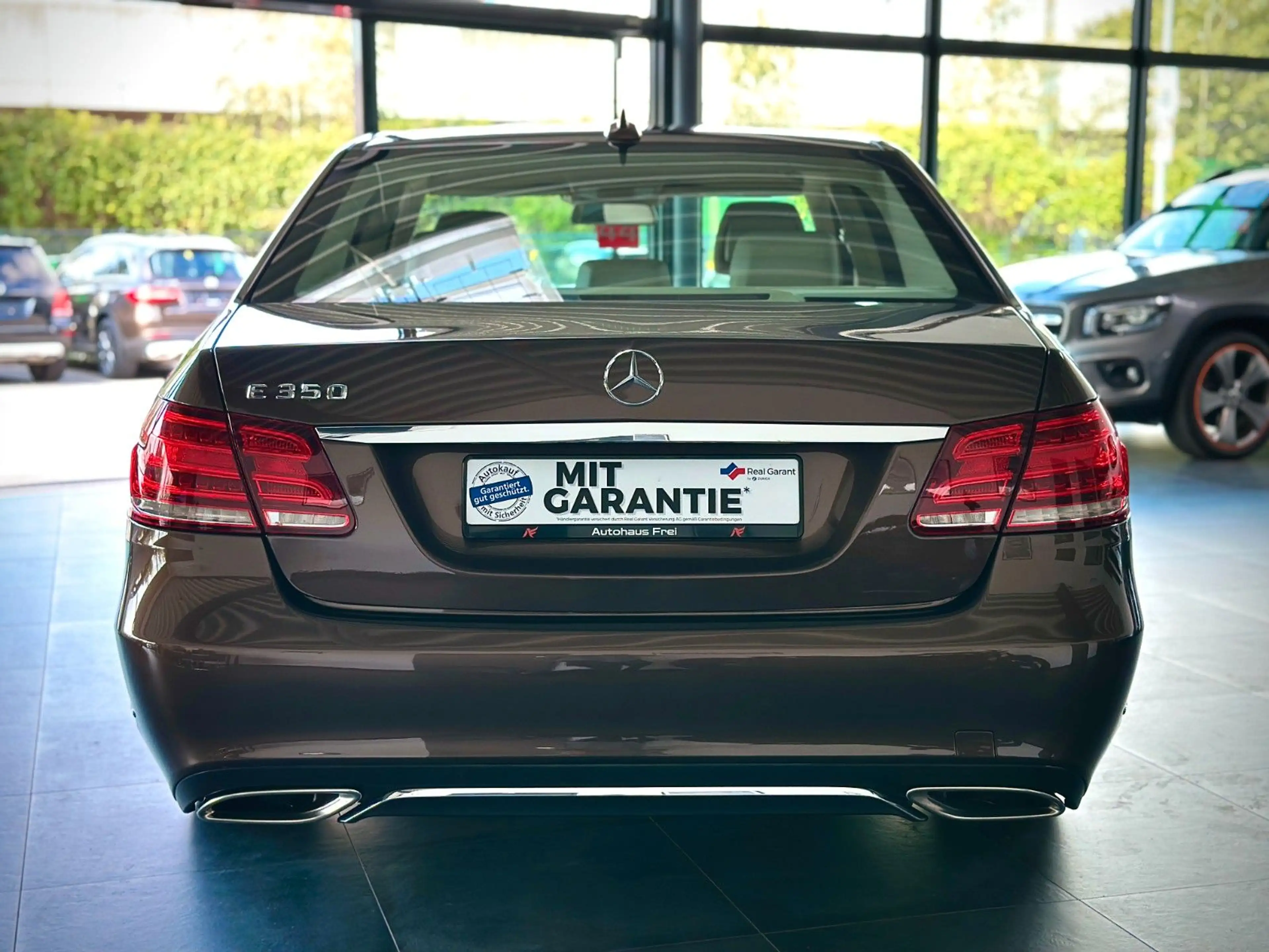 Mercedes-Benz E 350 AirMatic*Elegance*Distro+*TotwASS*Keyless* — photo 6