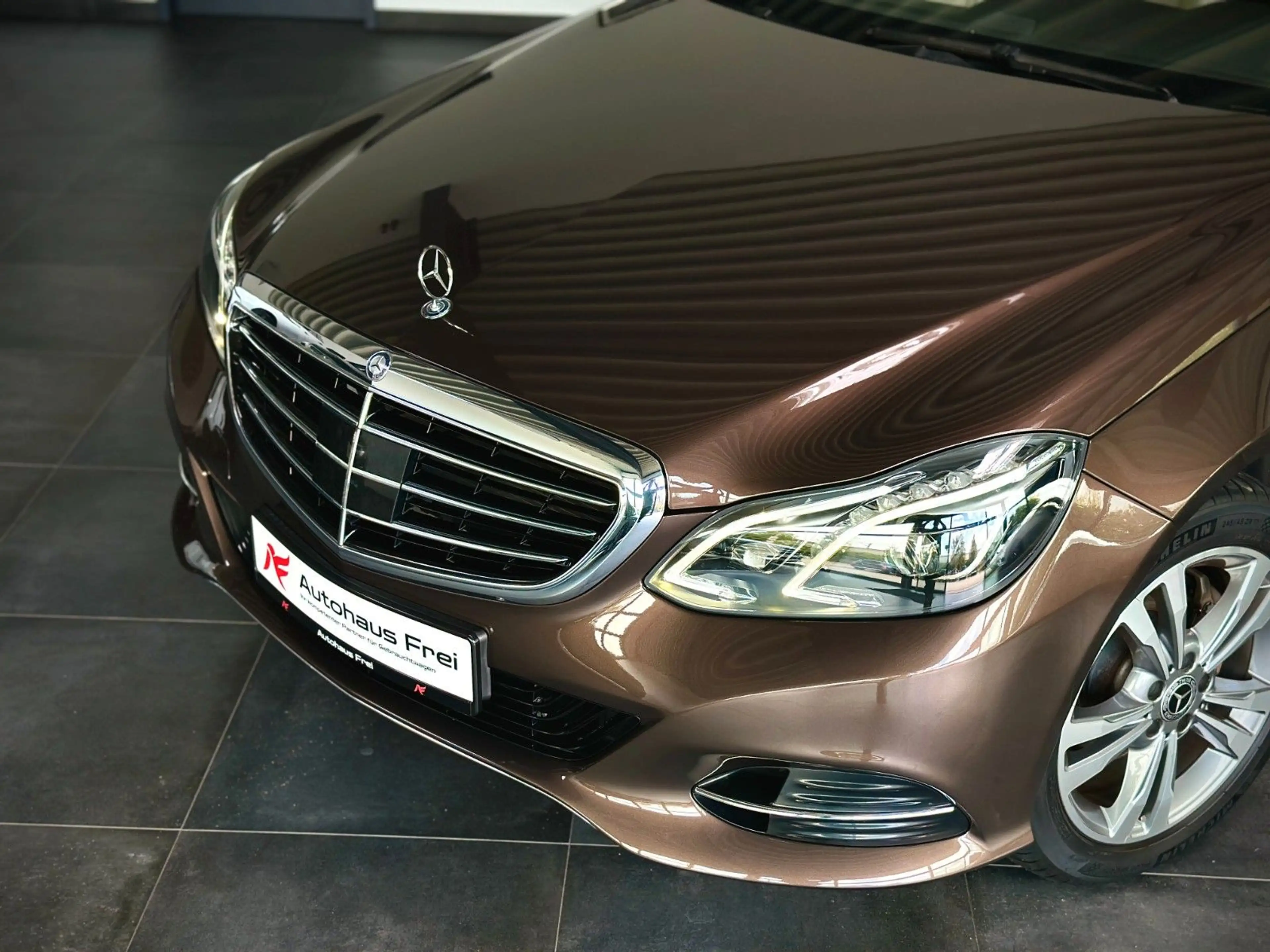 Mercedes-Benz E 350 AirMatic*Elegance*Distro+*TotwASS*Keyless* — photo 12