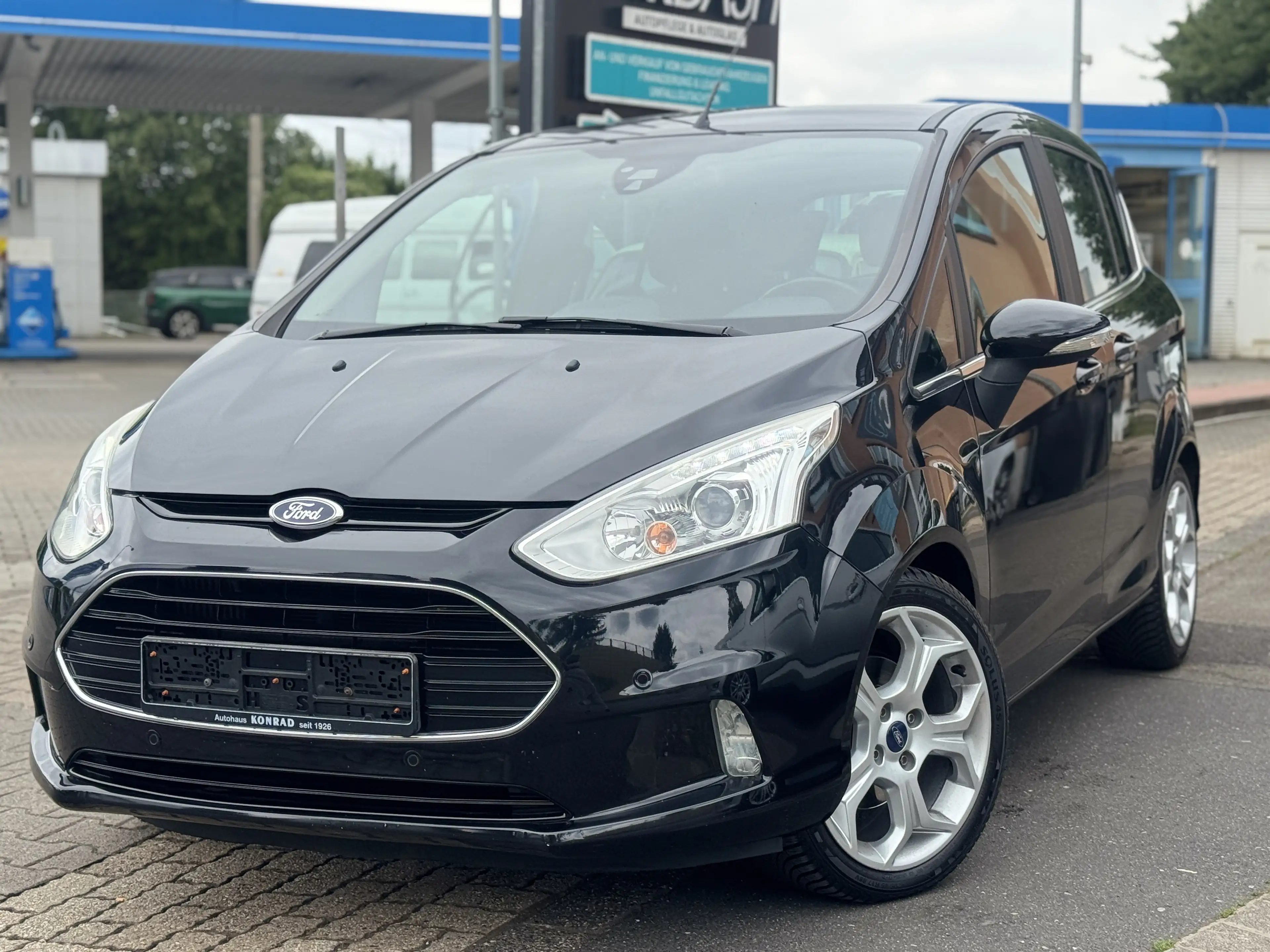 Ford B-Max Titanium ZAHNRIEMEN/TÜV NEU!!!