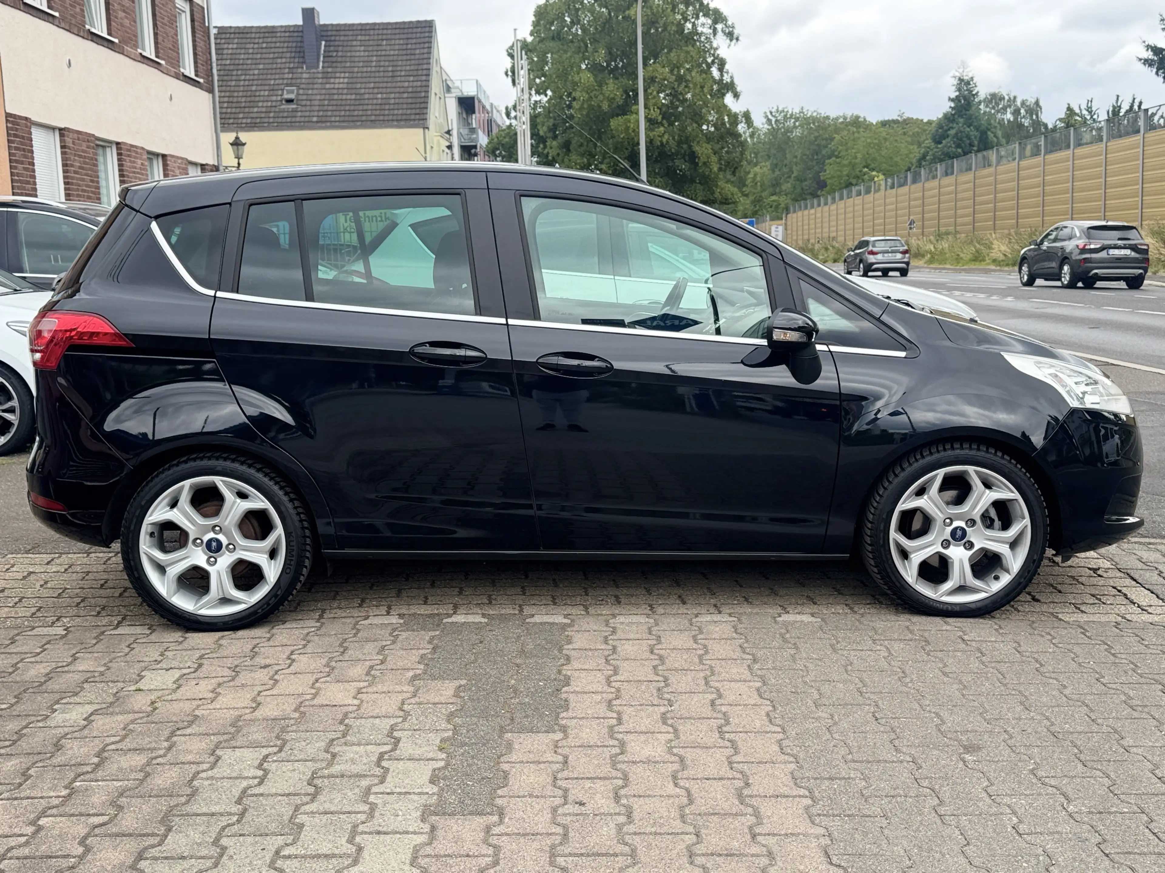 Ford B-Max Titanium ZAHNRIEMEN/TÜV NEU!!! — photo 9