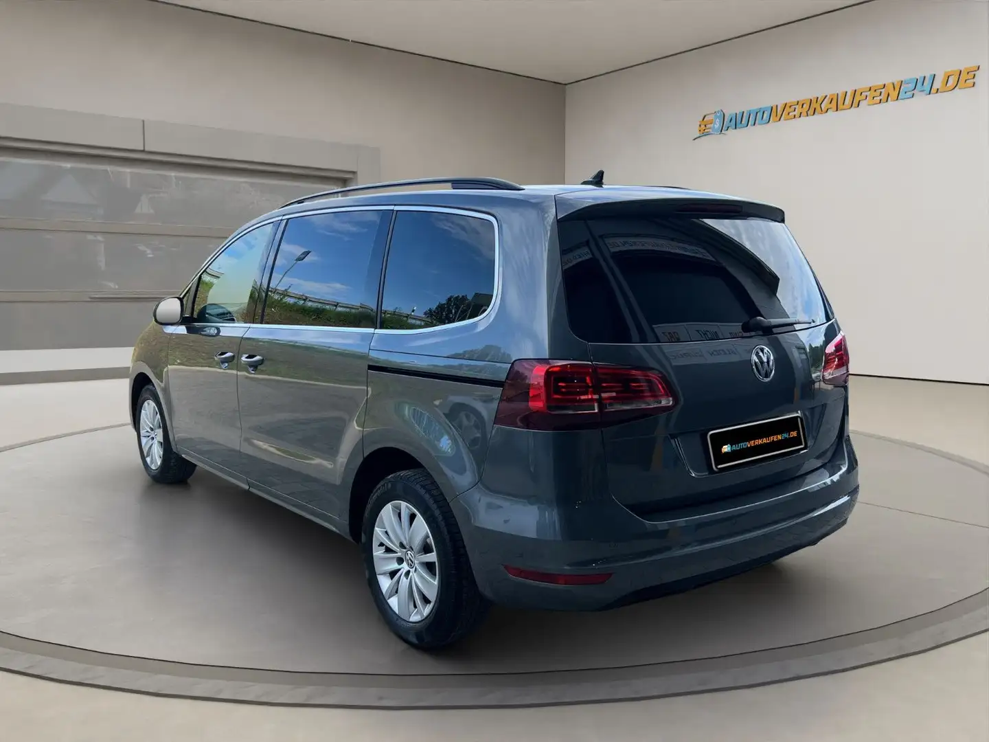 Volkswagen Sharan Comfortline 2.0 TDI DSG 7-SITZER 3-ZONEN Grau - 2
