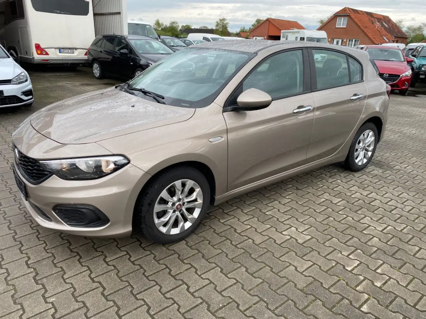 Fiat Tipo Street Braun - 1