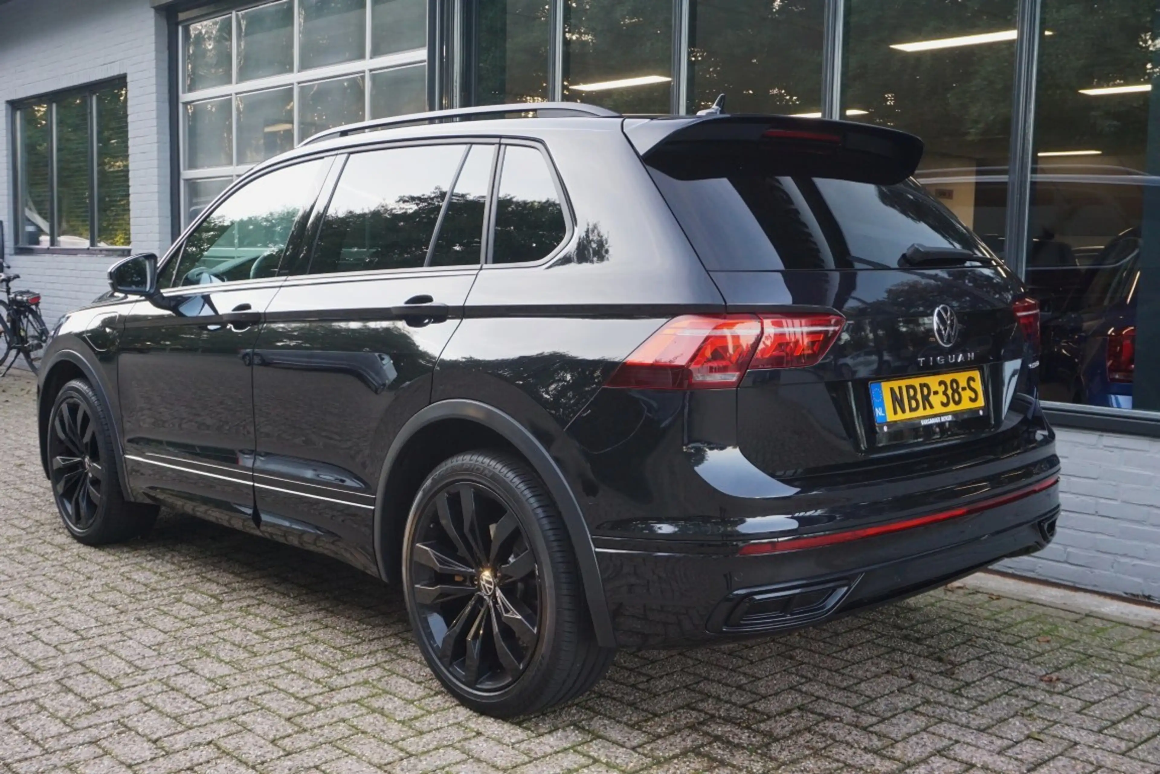 Volkswagen Tiguan 1.4 TSI eHybrid R-Line Business+ Trekhaak/Camera! — photo 5