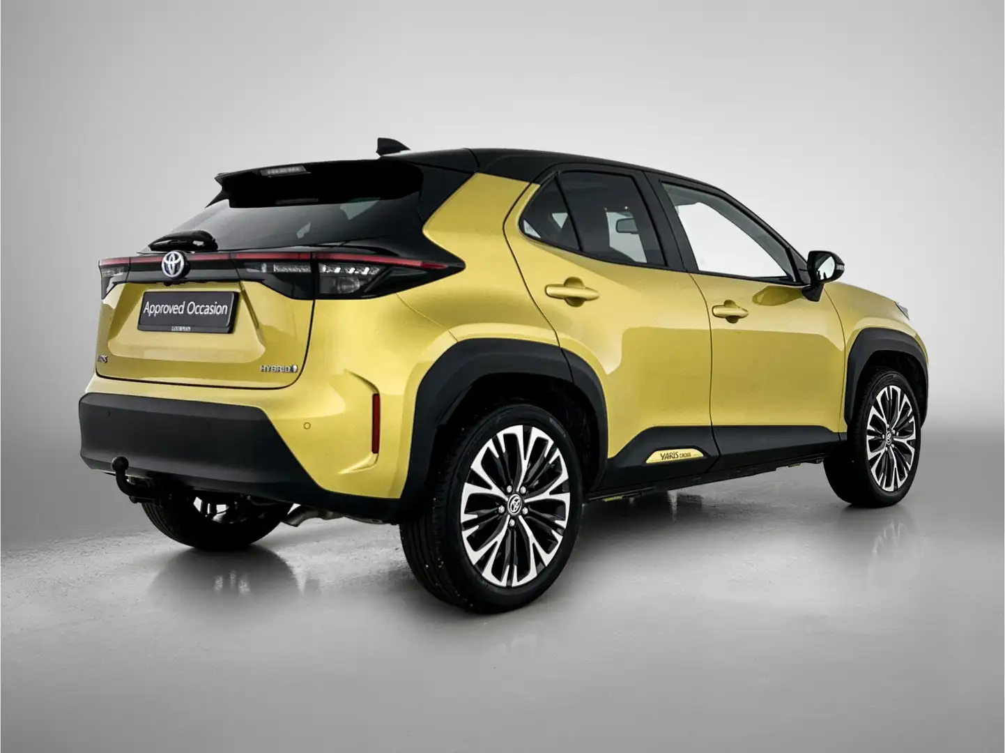 Toyota Yaris Cross 1.5 Hybrid Executive | Panoramadak | JBL | Stoelve Goud - 2