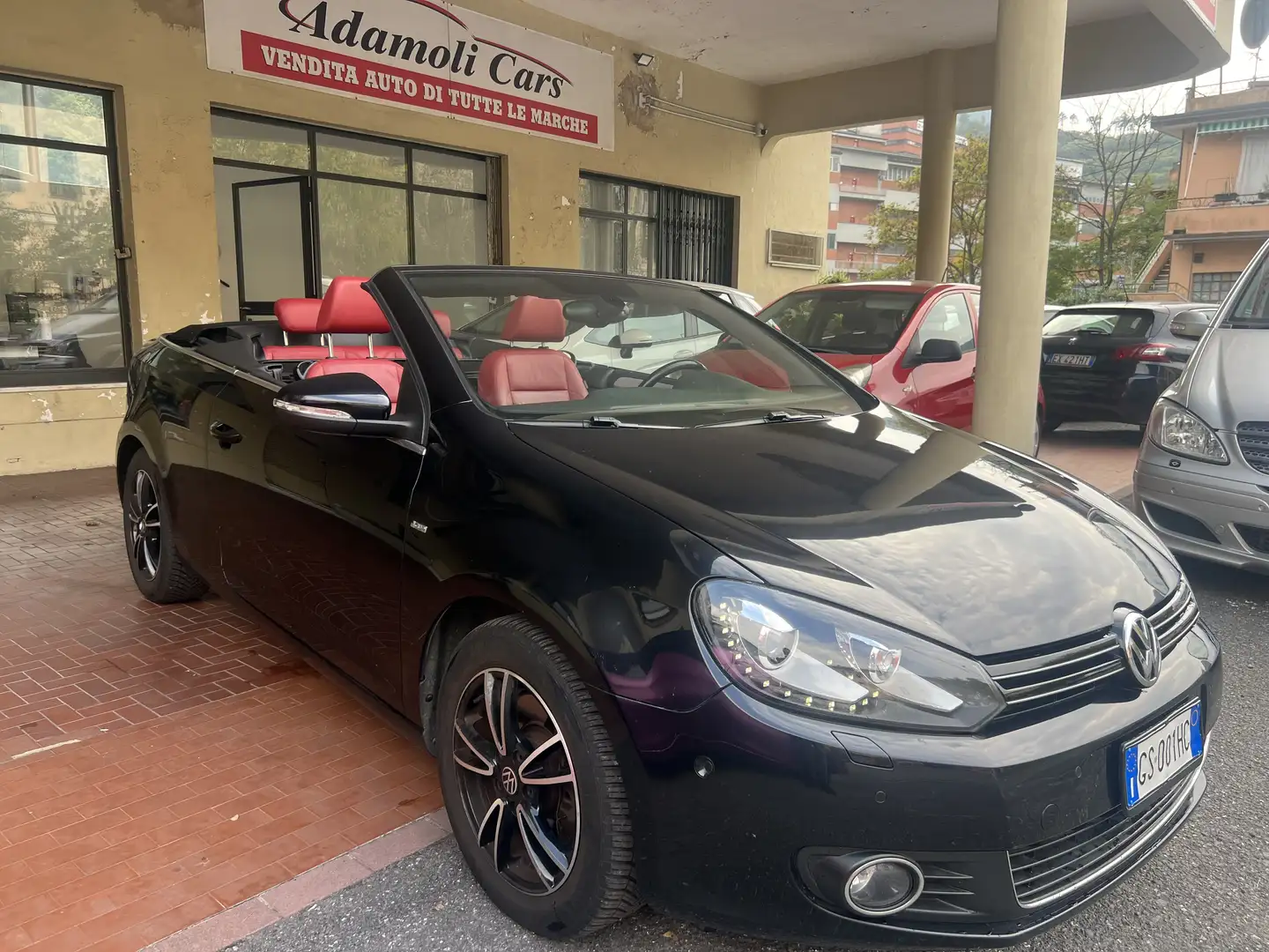 Volkswagen Golf Golf VI Cabrio 2.0 tdi 140cv DSG iCup Nero - 1