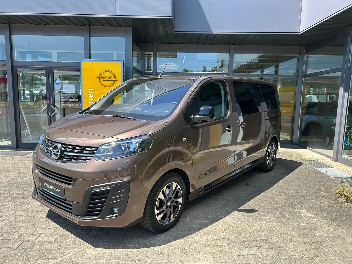 Opel Zafira Life Elegance/AT/PANO/STANDHEIZUNG/AHK/NAVI Brun - 1