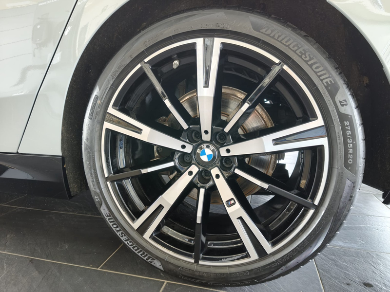 BMW 520 d xDrive M Sport Tour AHK/RFK/H&K/ACC/20" — photo 15