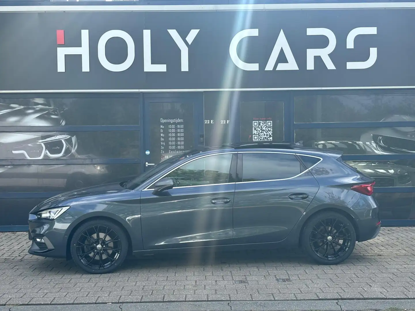 SEAT Leon 1.5 eTSI FR | PANO | VIRTUAL | CAMERA | KEYLESS | Gris - 2