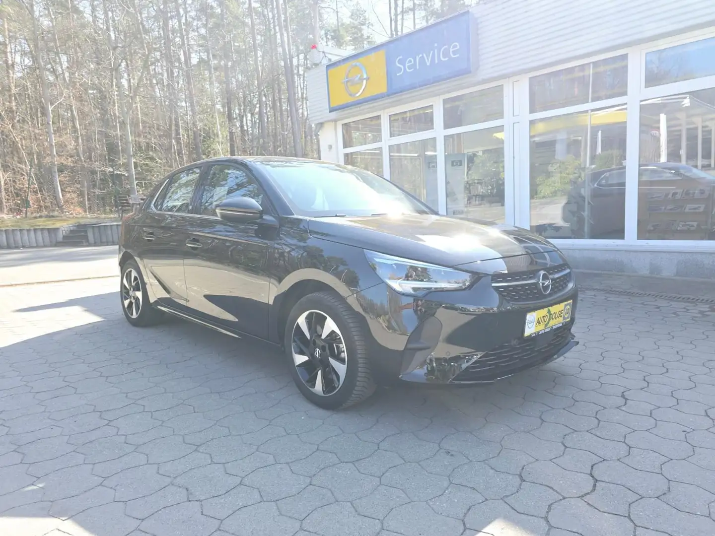Opel Corsa-e e Elegance Schwarz - 1