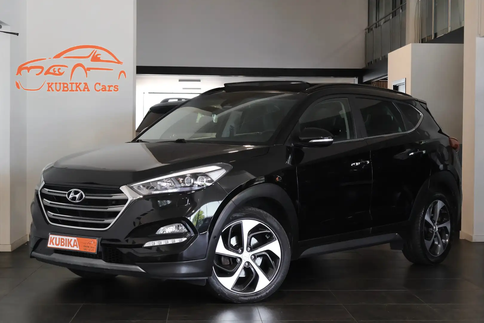 Hyundai TUCSON Tucson 1.7 CRDi 2WD DCT Pano Keyless Garantie* Noir - 1