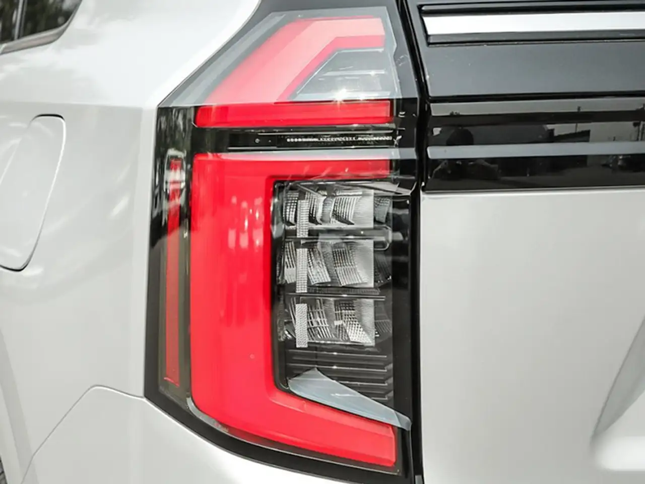 Nissan Armada снимка Nissan Armada